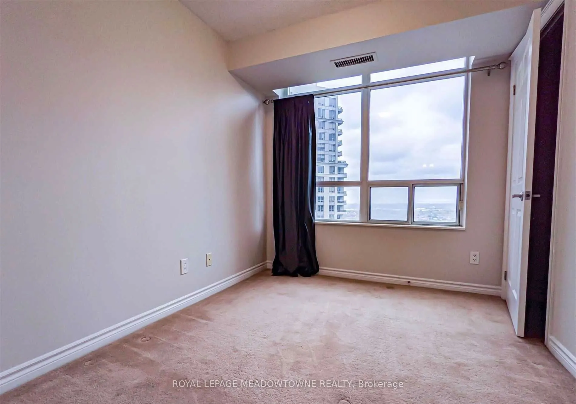 3888 Duke Of York Boulevard #2326