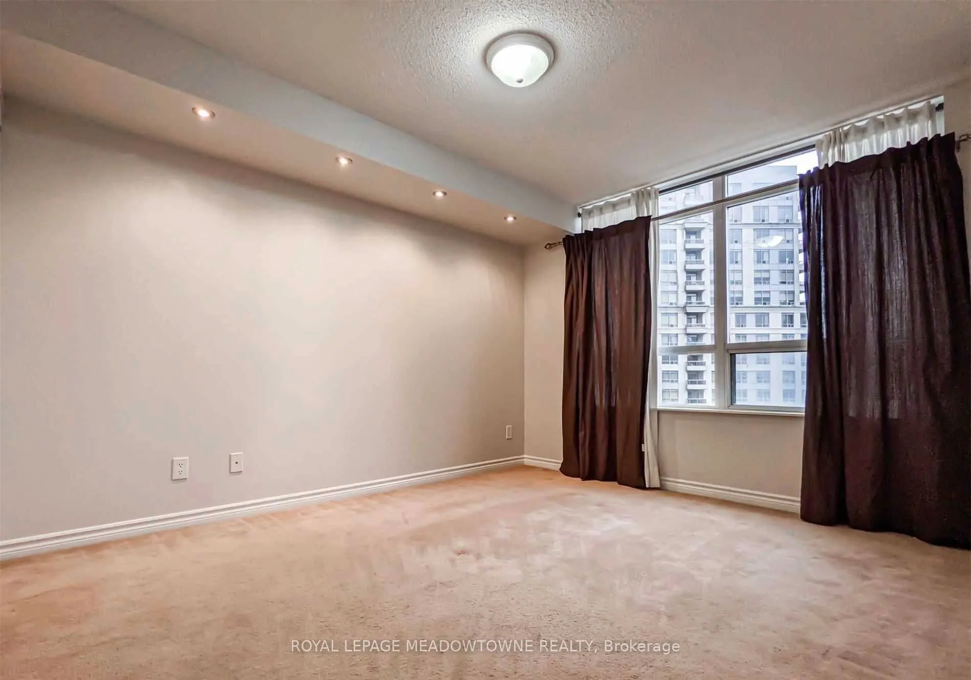 3888 Duke Of York Boulevard #2326