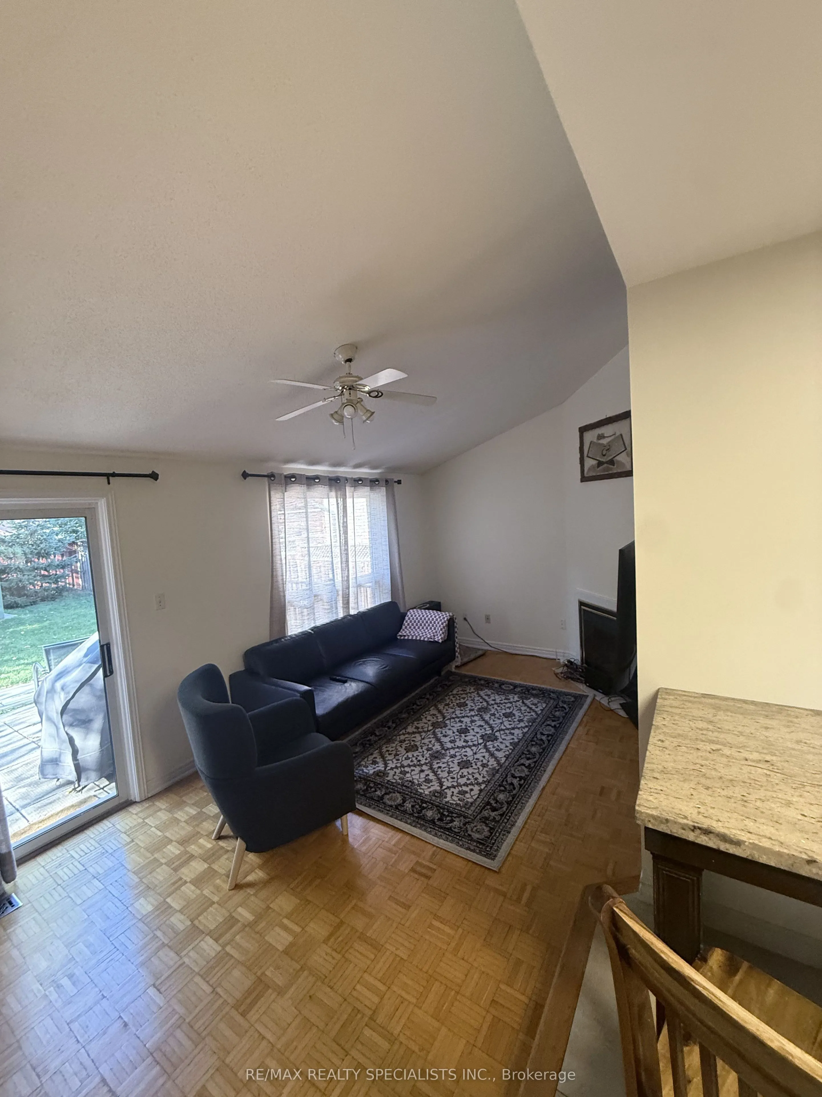 2535 Raglan Court #MAIN & 2ND