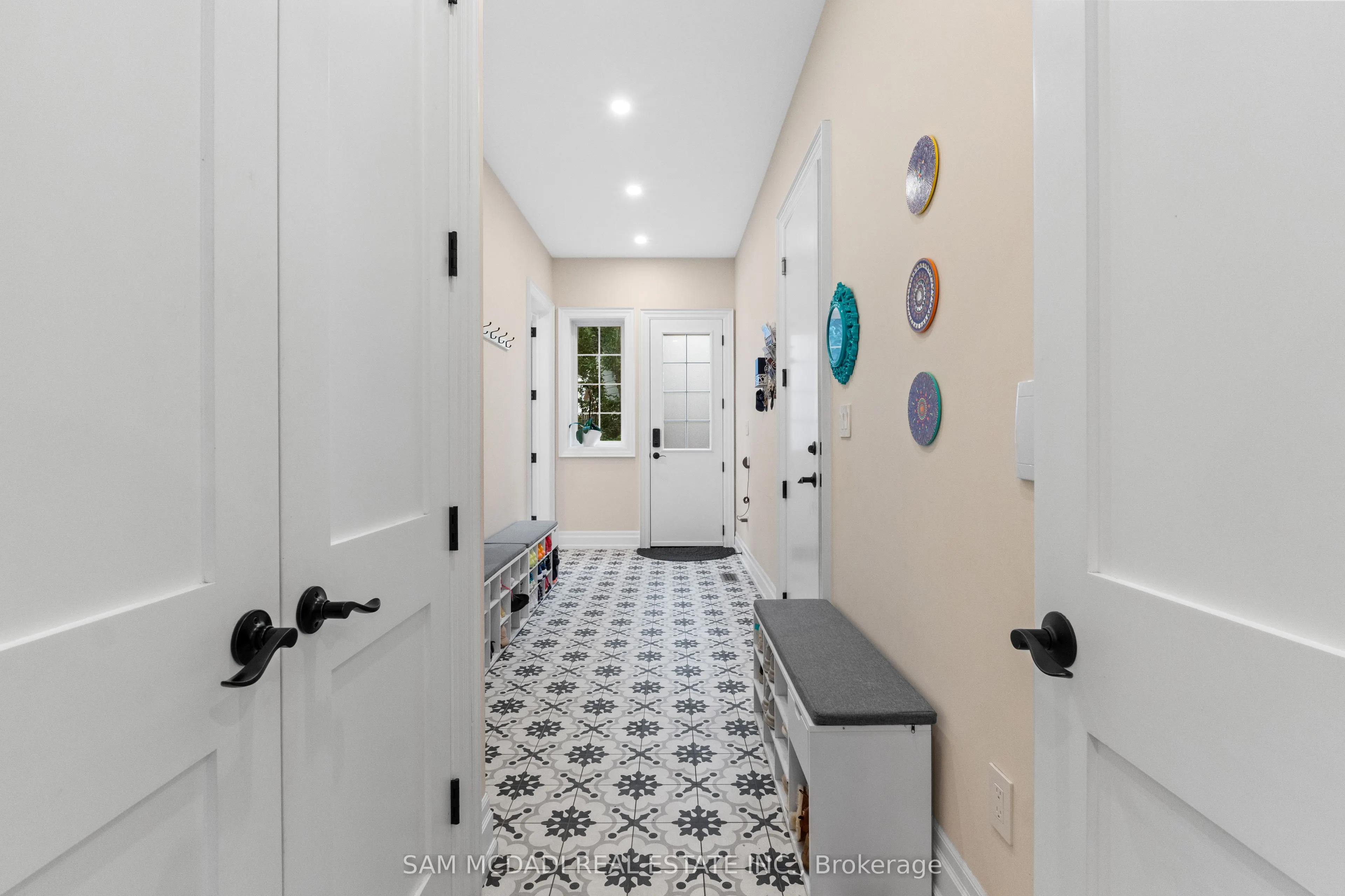 834 Edistel Crescent