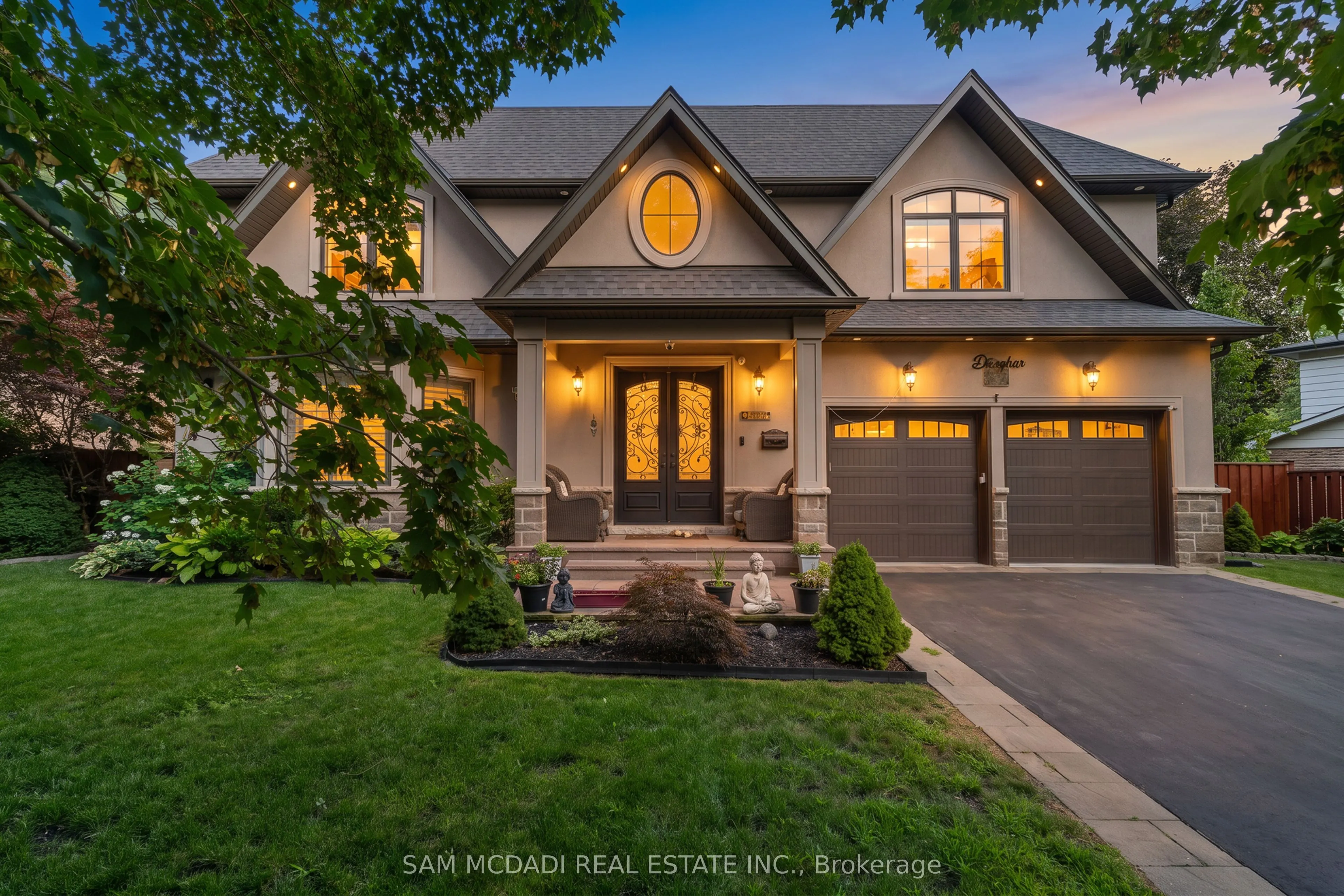 834 Edistel Crescent