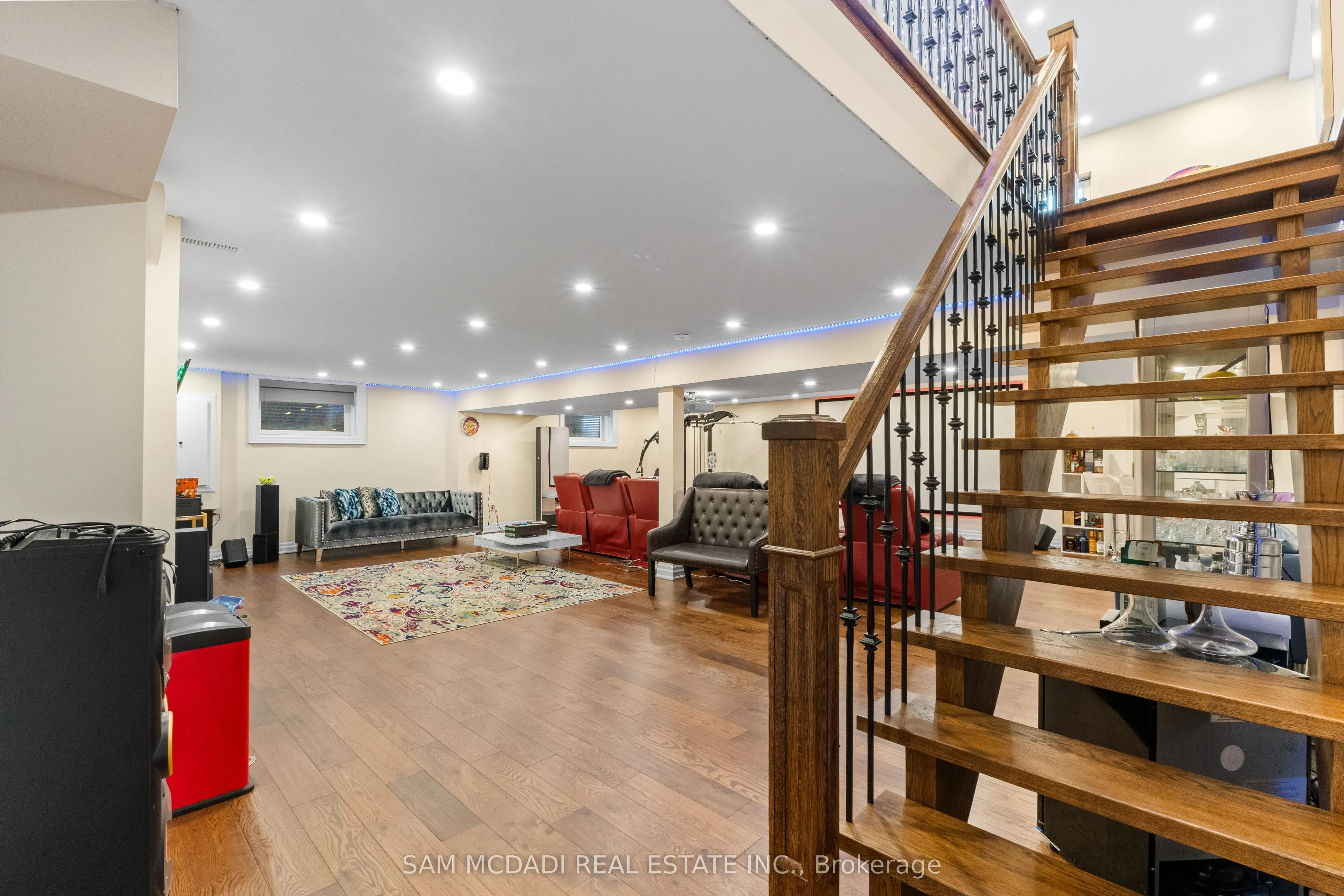 834 Edistel Crescent