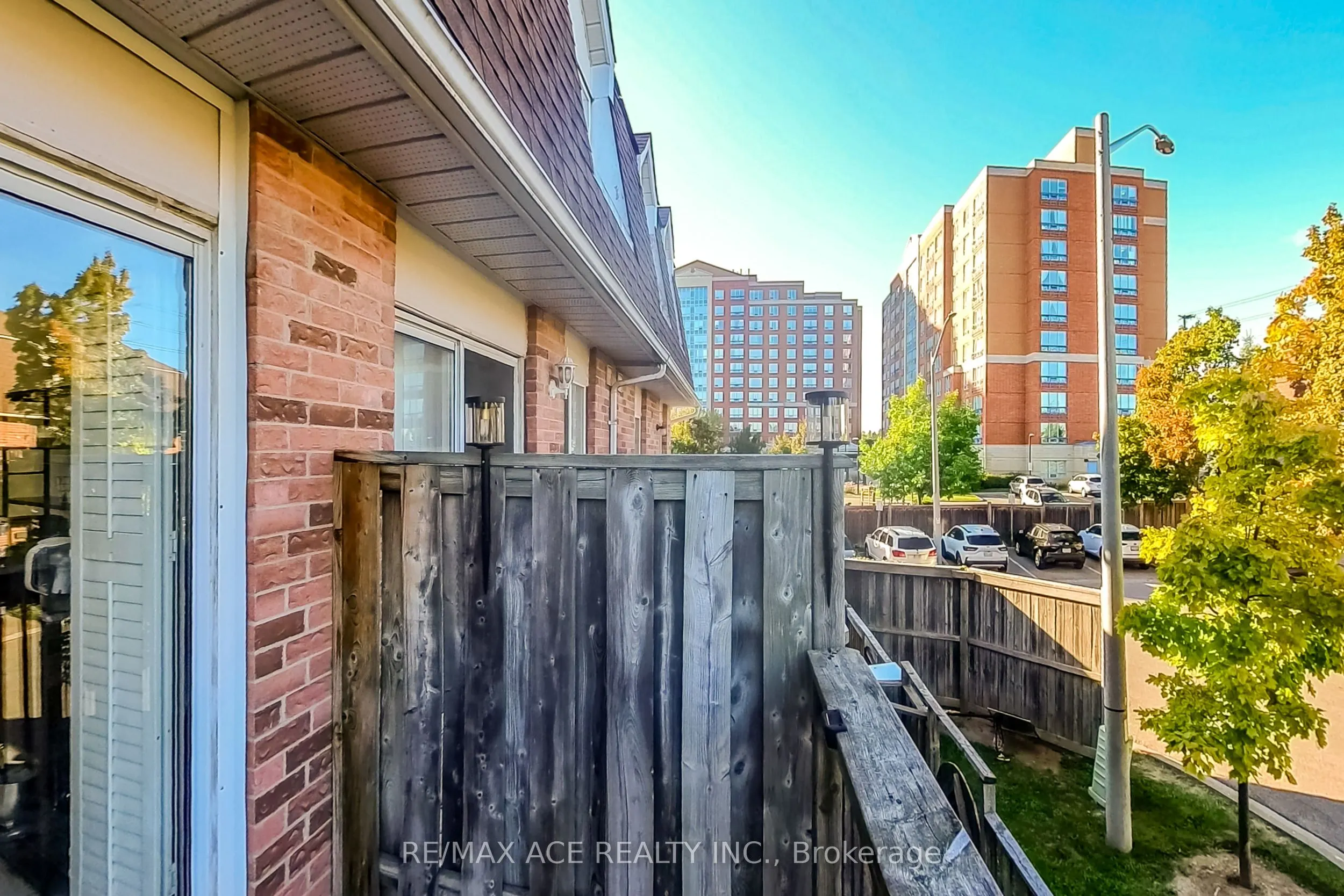 1525 South Parade Court #22