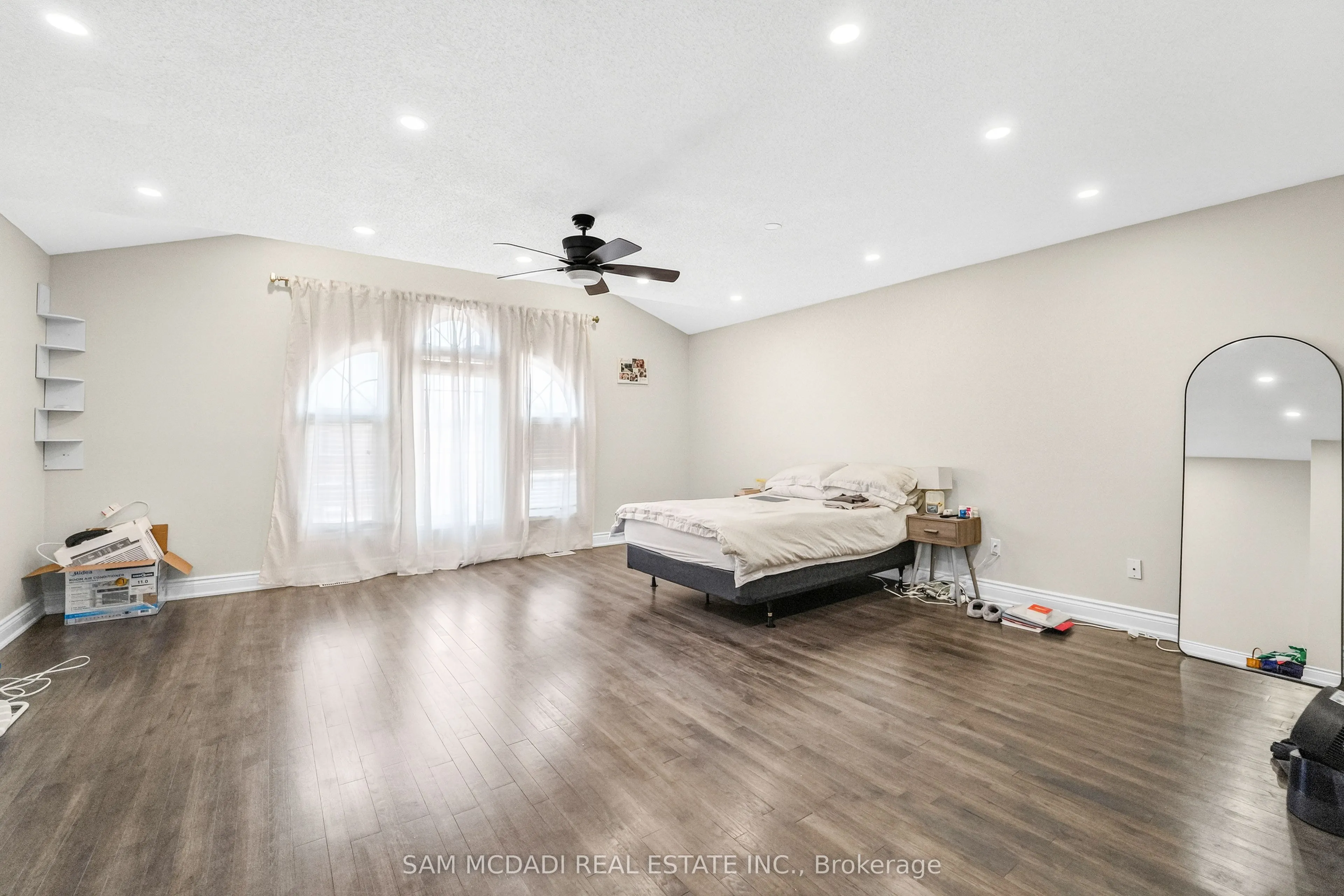 3191 Oakview Road