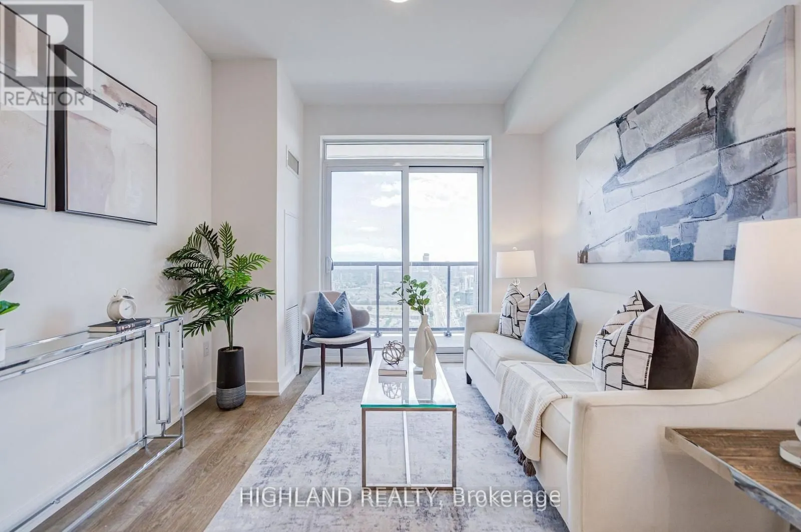 5081 Hurontario Street #3103