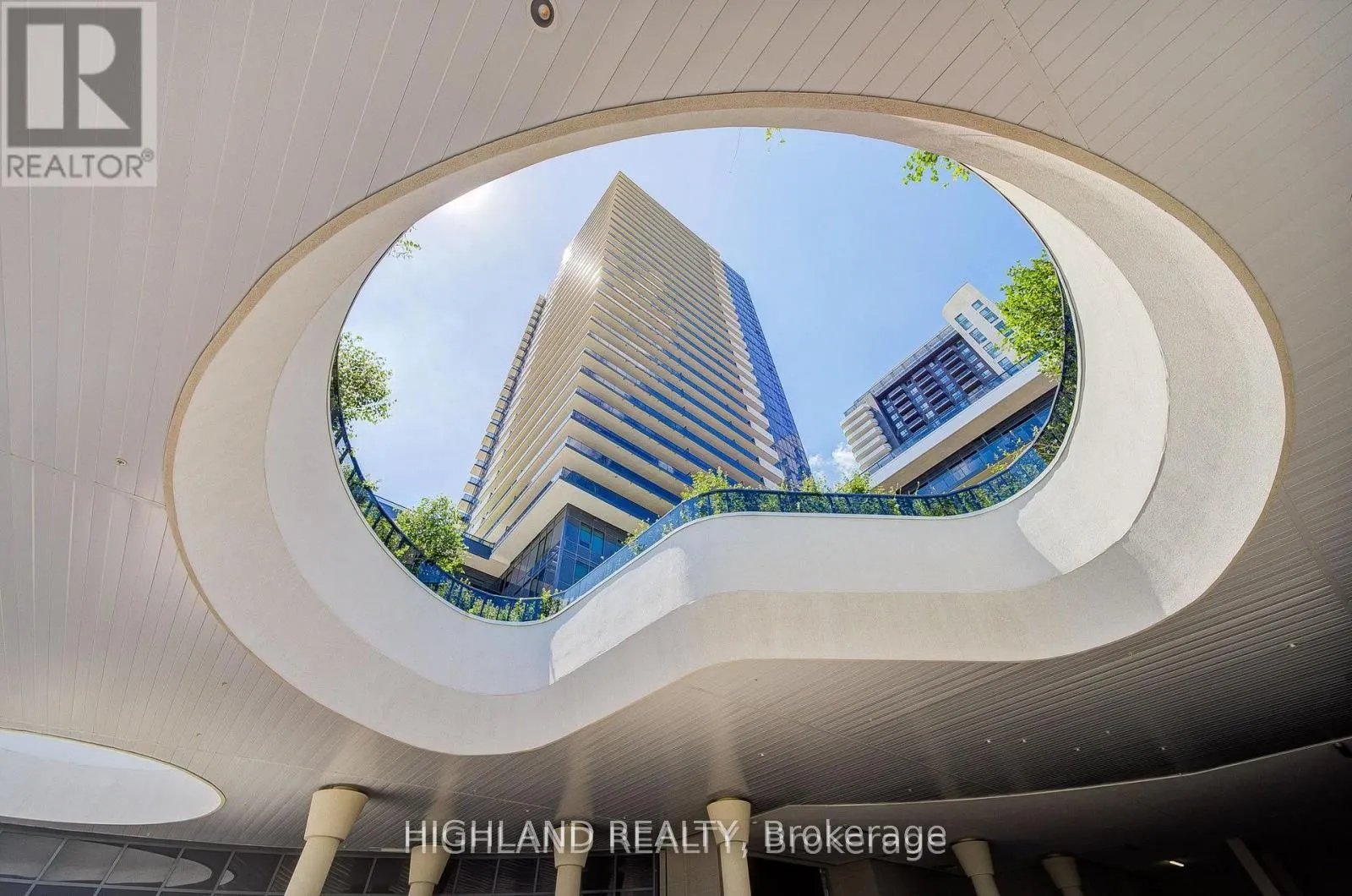 5081 Hurontario Street #3103