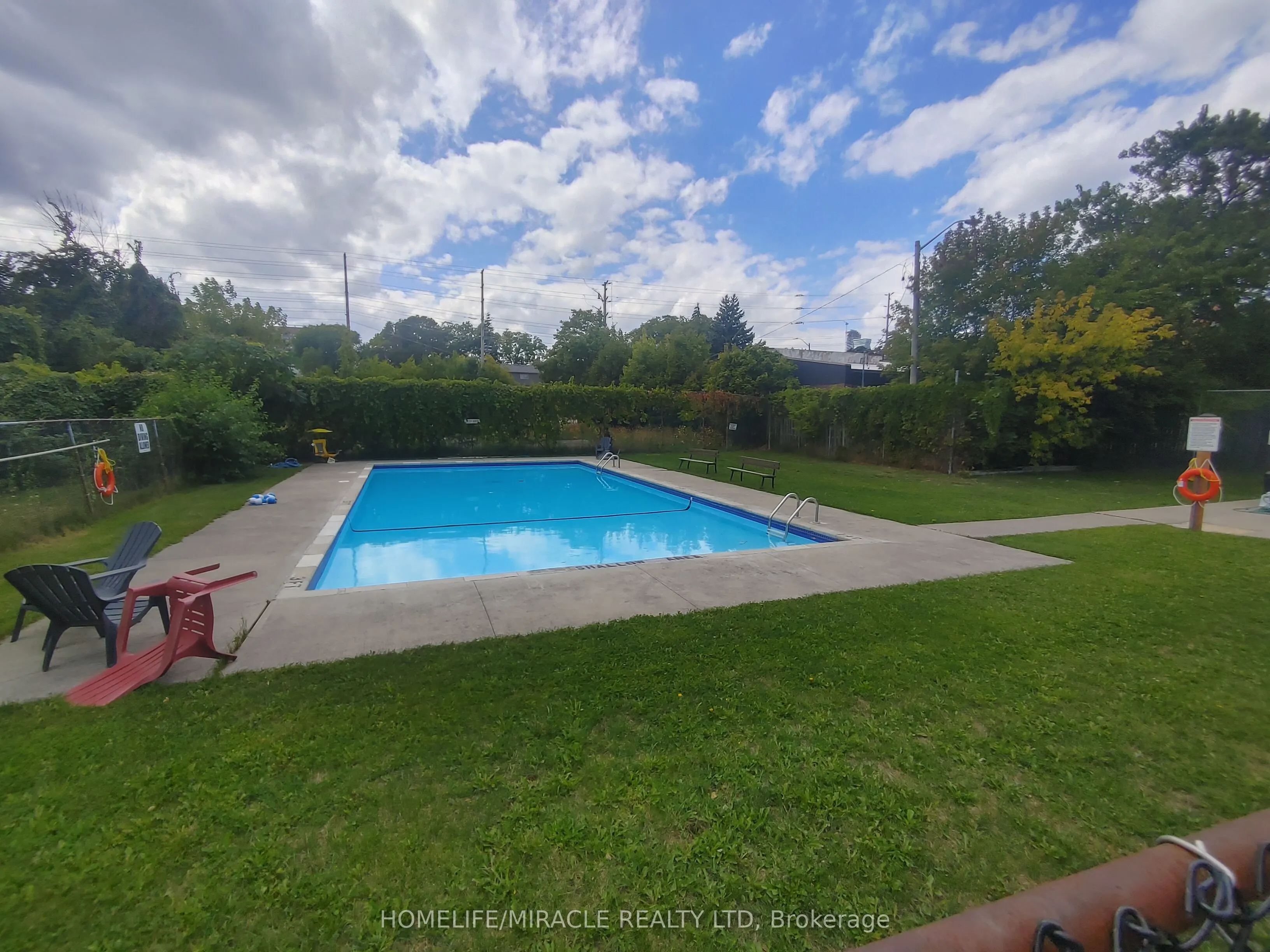 180 Mississauga Valley Boulevard #124