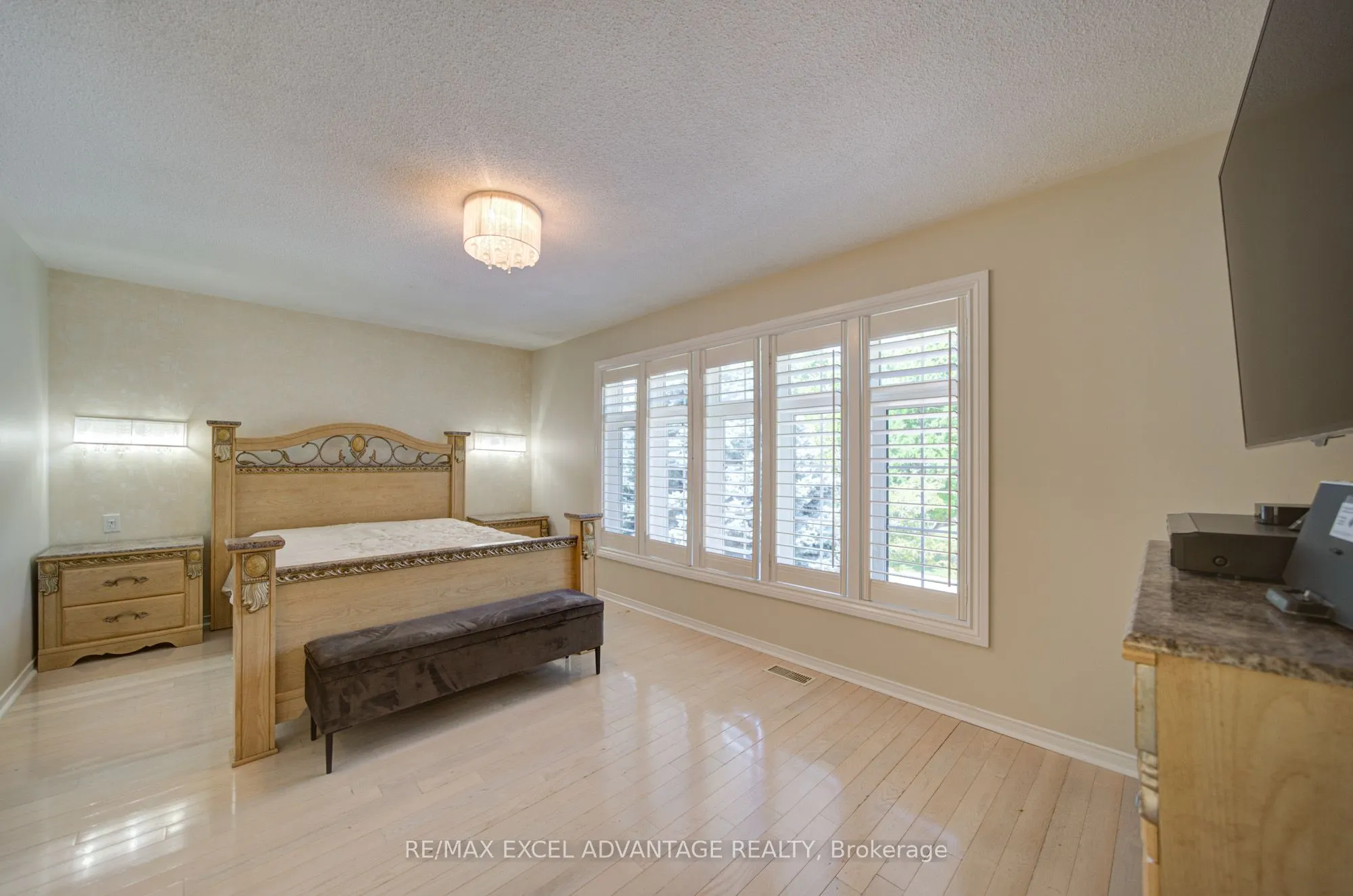 5470 Middleport Crescent