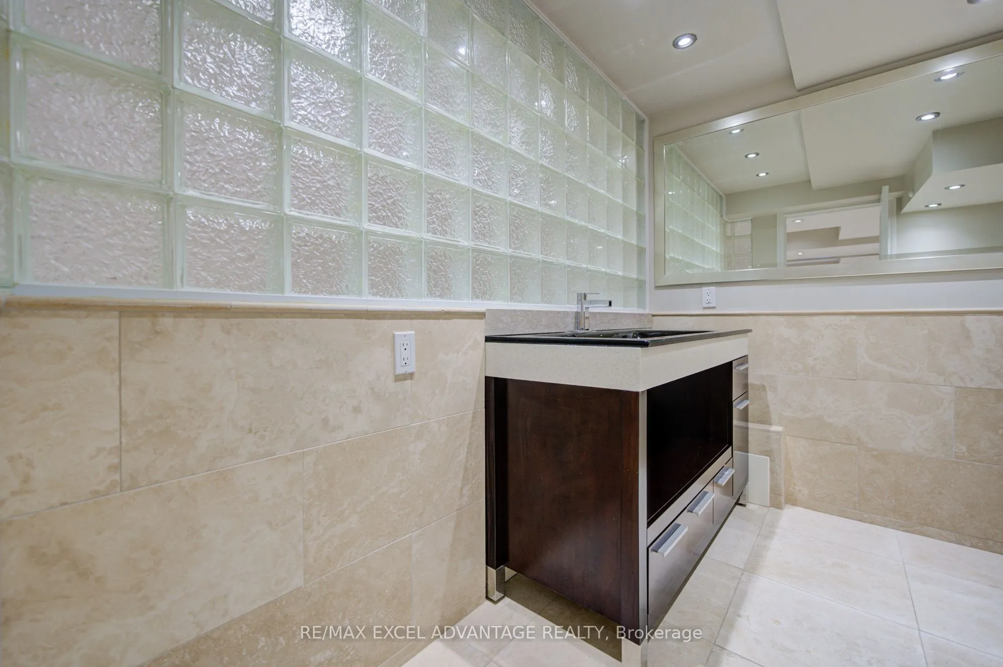 5470 Middleport Crescent