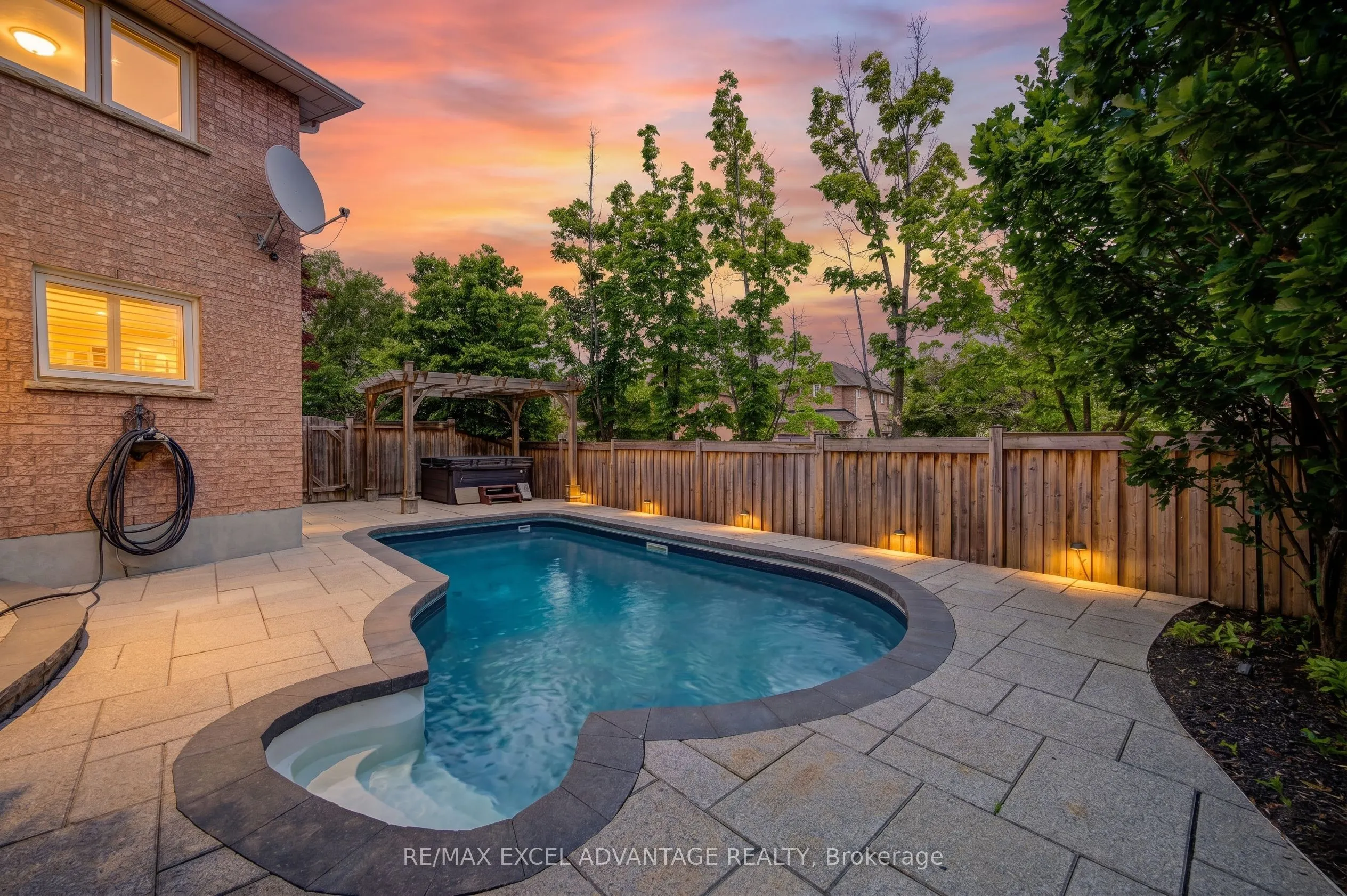 5470 Middleport Crescent