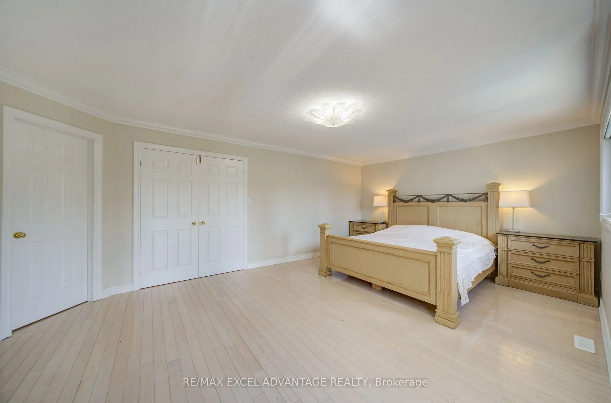 5470 Middleport Crescent