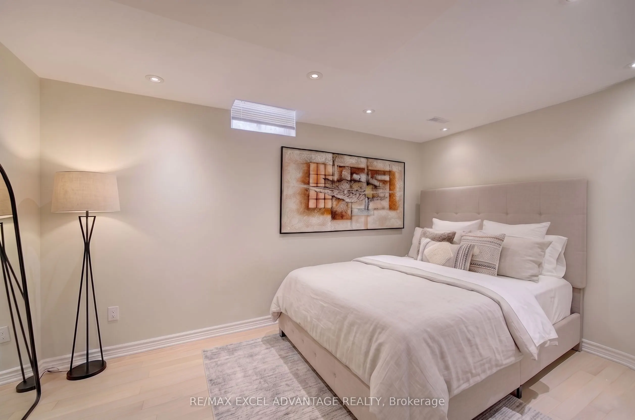 5470 Middleport Crescent