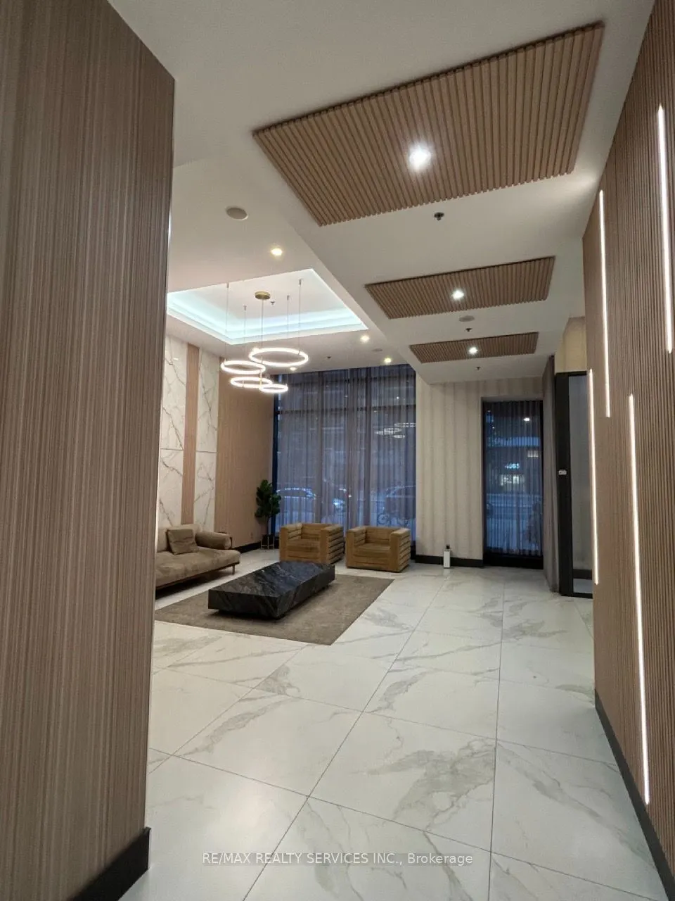 4070 Confederation Parkway #4005
