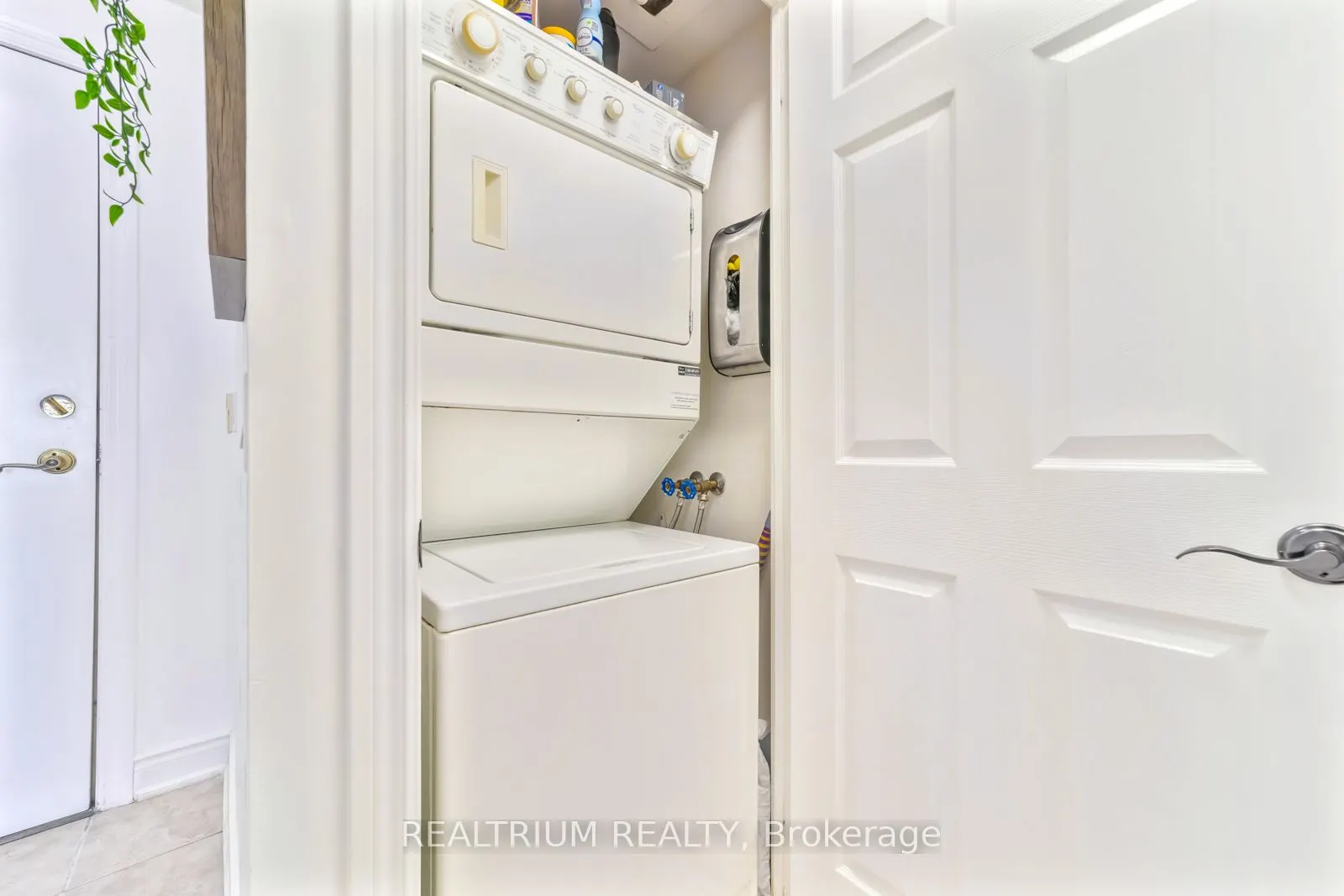 710 Humberwood Boulevard #811
