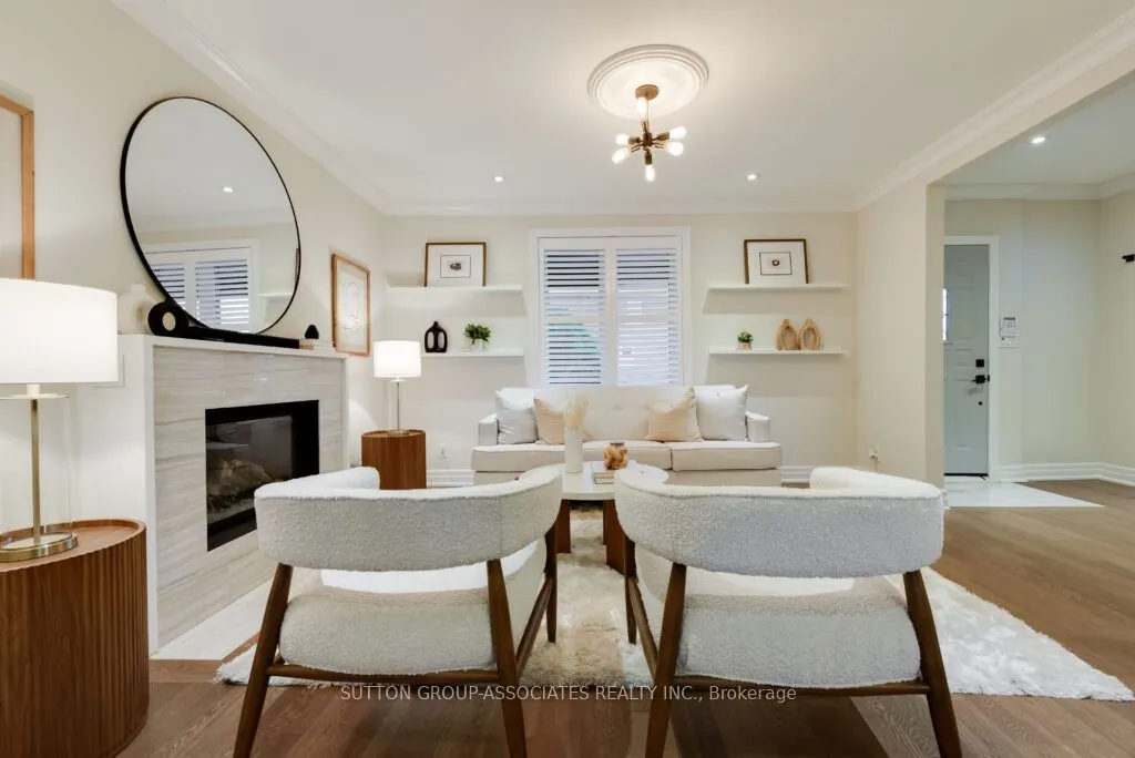 71 Kersdale Avenue