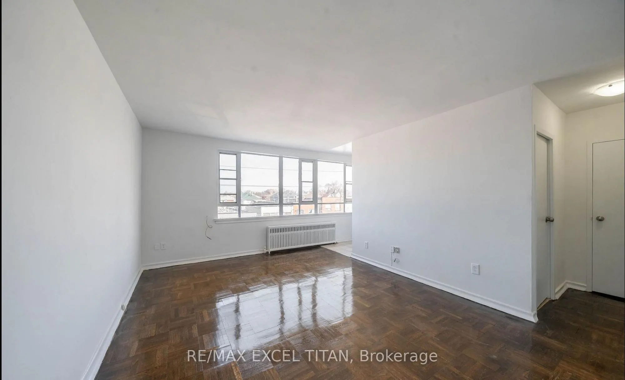 2505 Eglinton Avenue W #G4