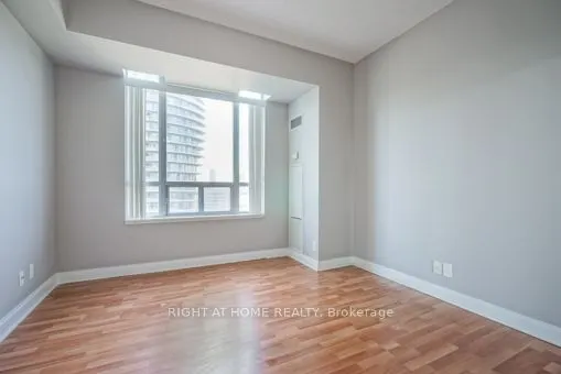 80 Absolute Avenue #2009