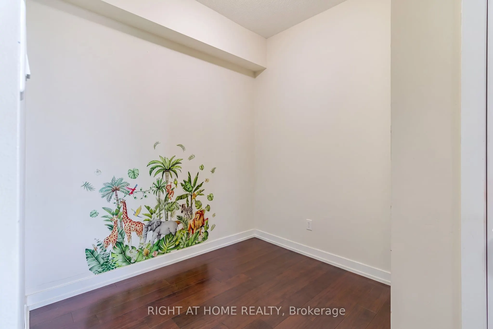 4070 Confederation Parkway #2102