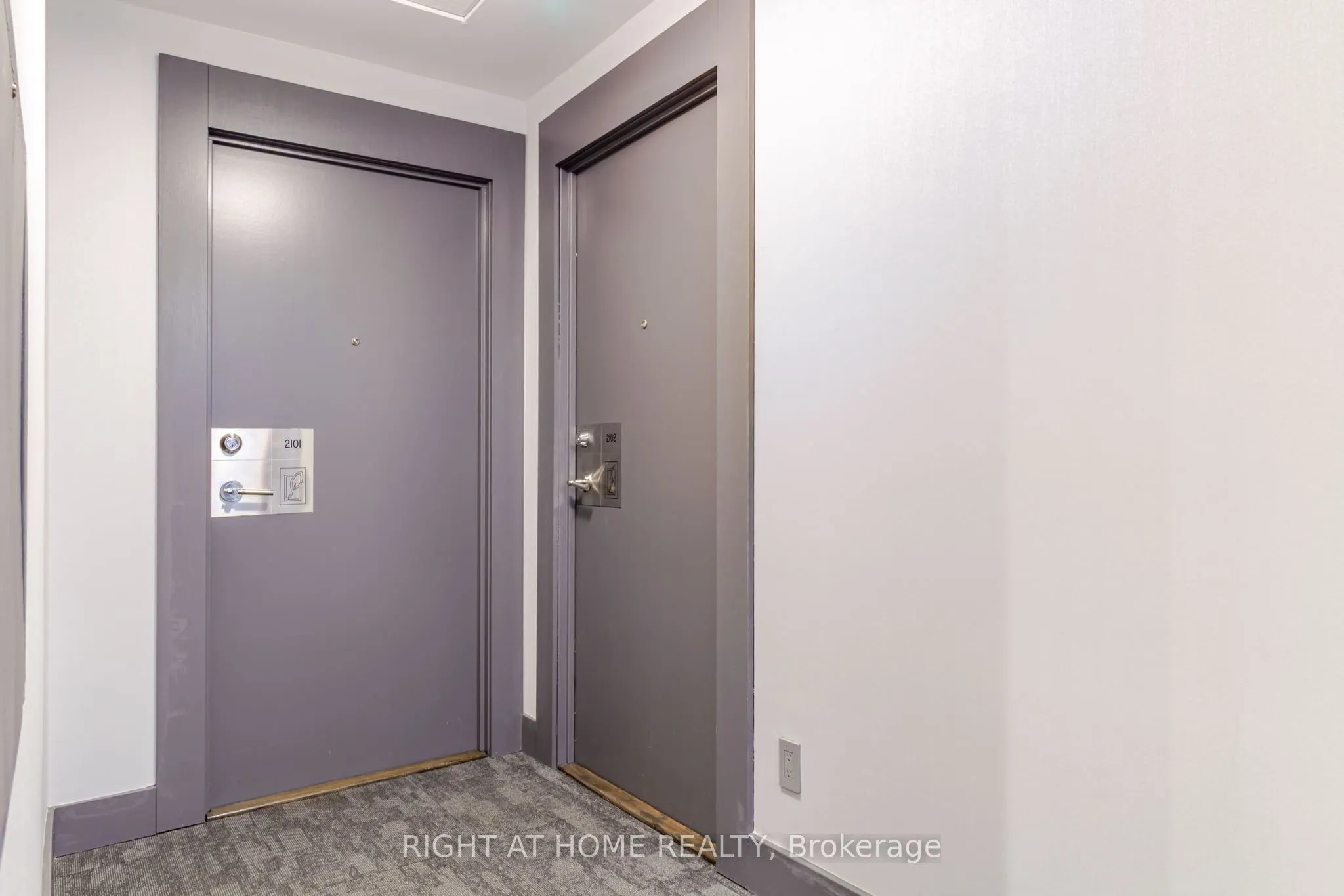 4070 Confederation Parkway #2102