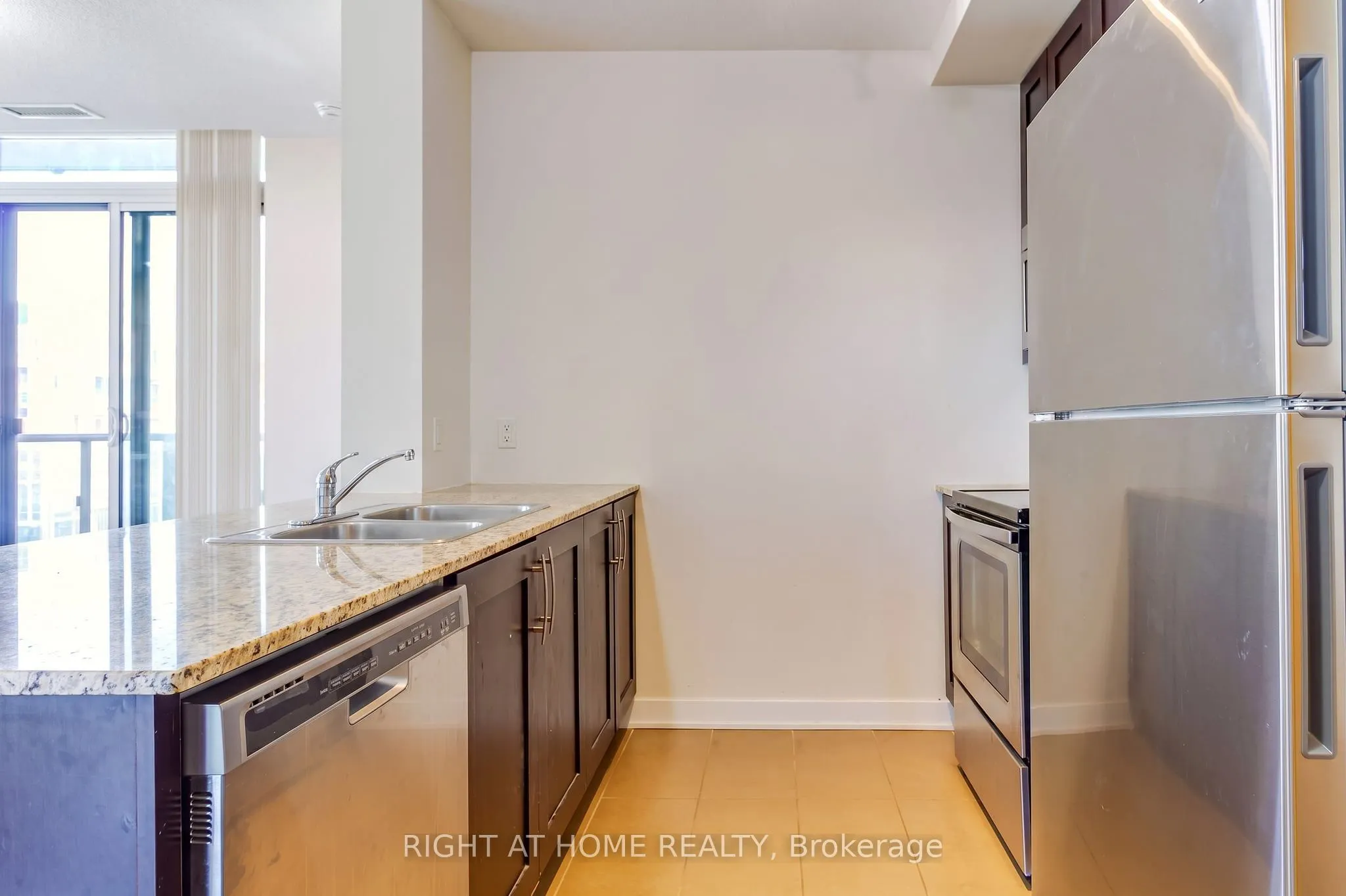 4070 Confederation Parkway #2102