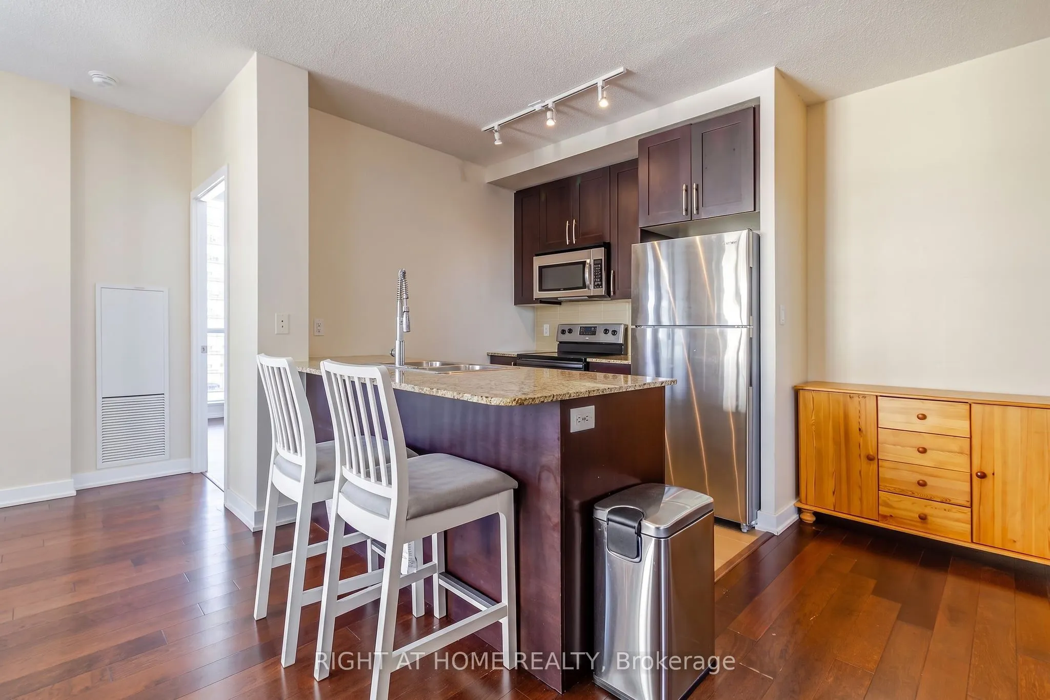4070 Confederation Parkway #2102