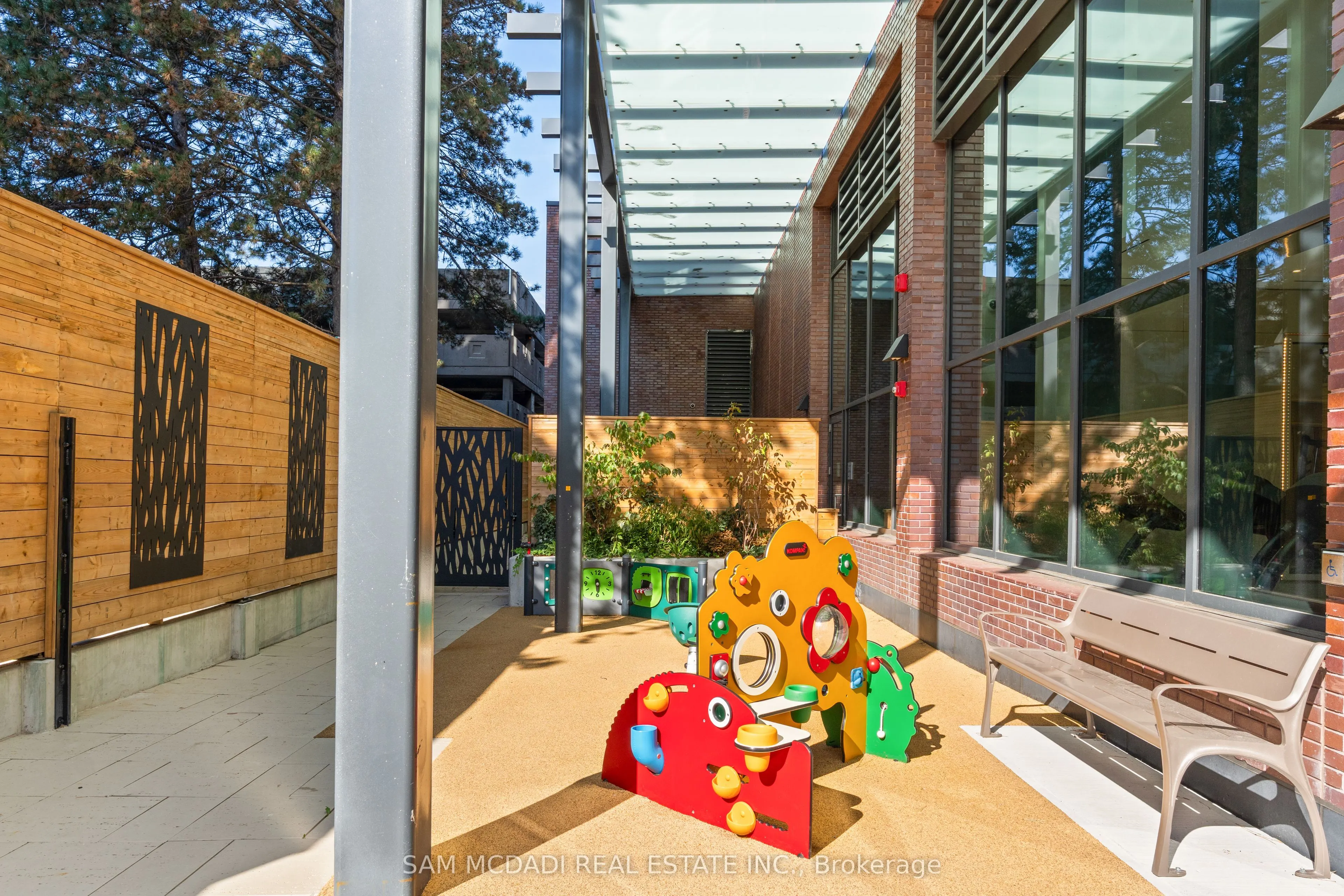 28 Ann Street #1315