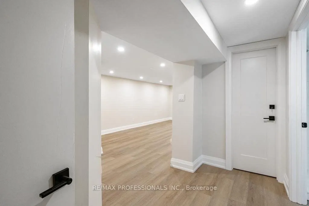 1327 Royal Drive #Bsmt