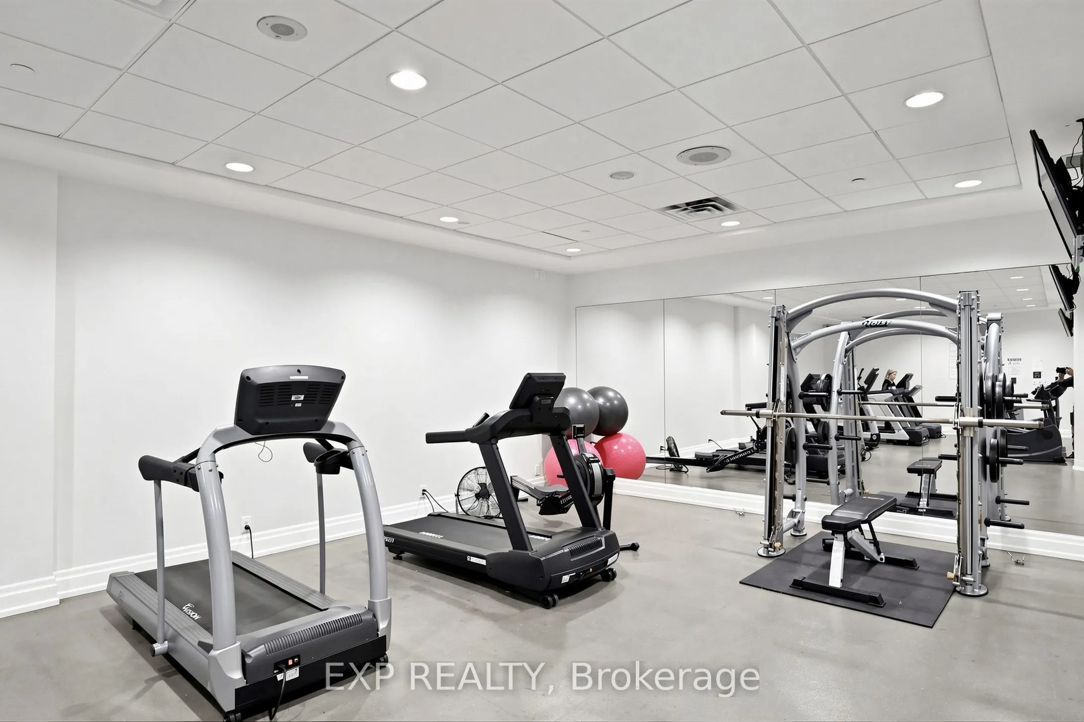 5233 Dundas Street W ##1428