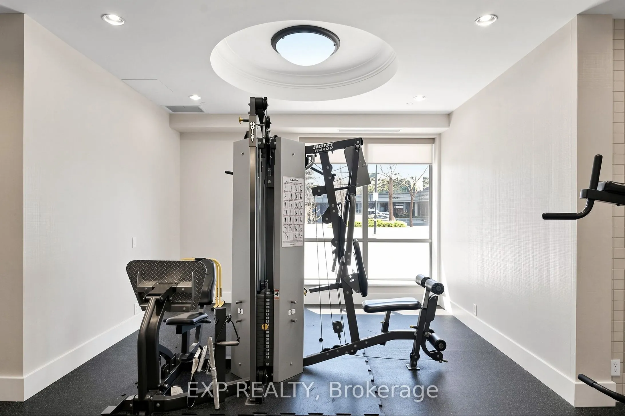 5233 Dundas Street W ##1428