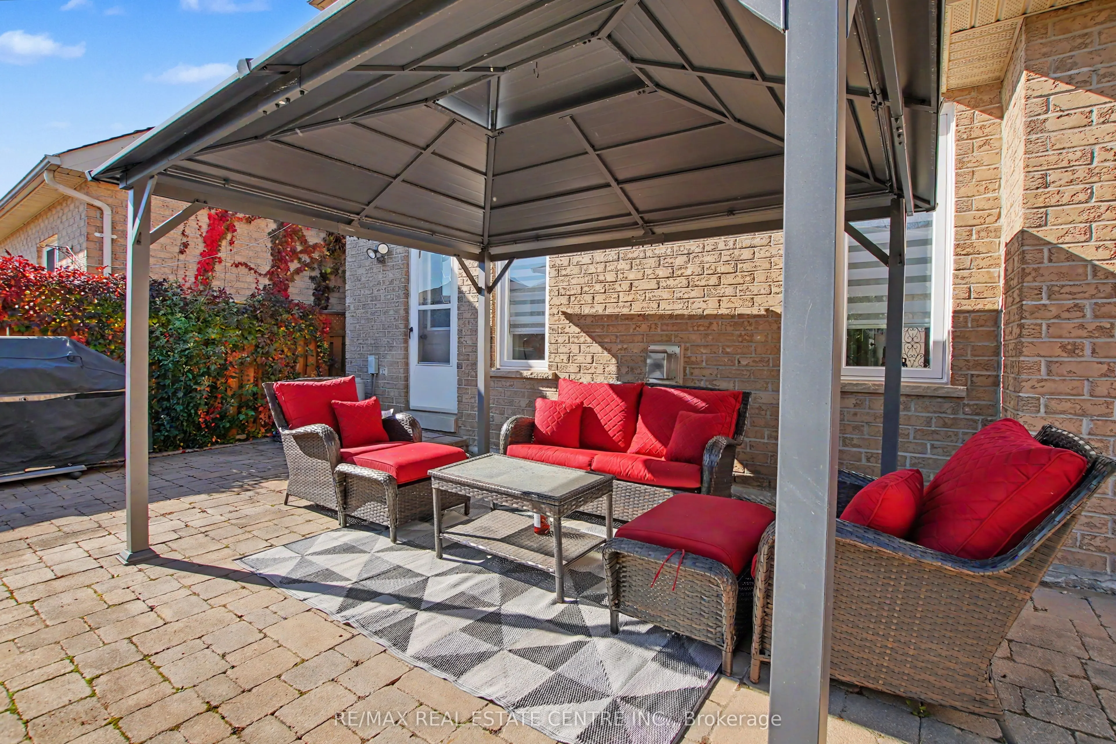 276 Sherwood Road