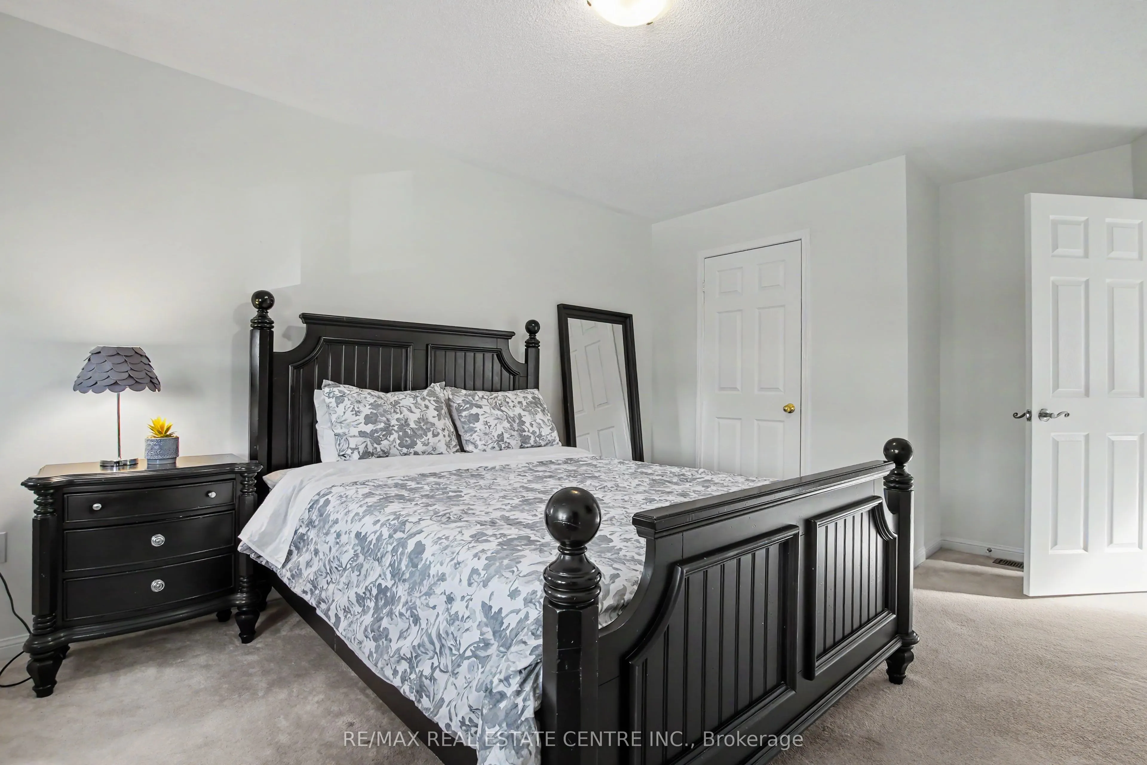 276 Sherwood Road