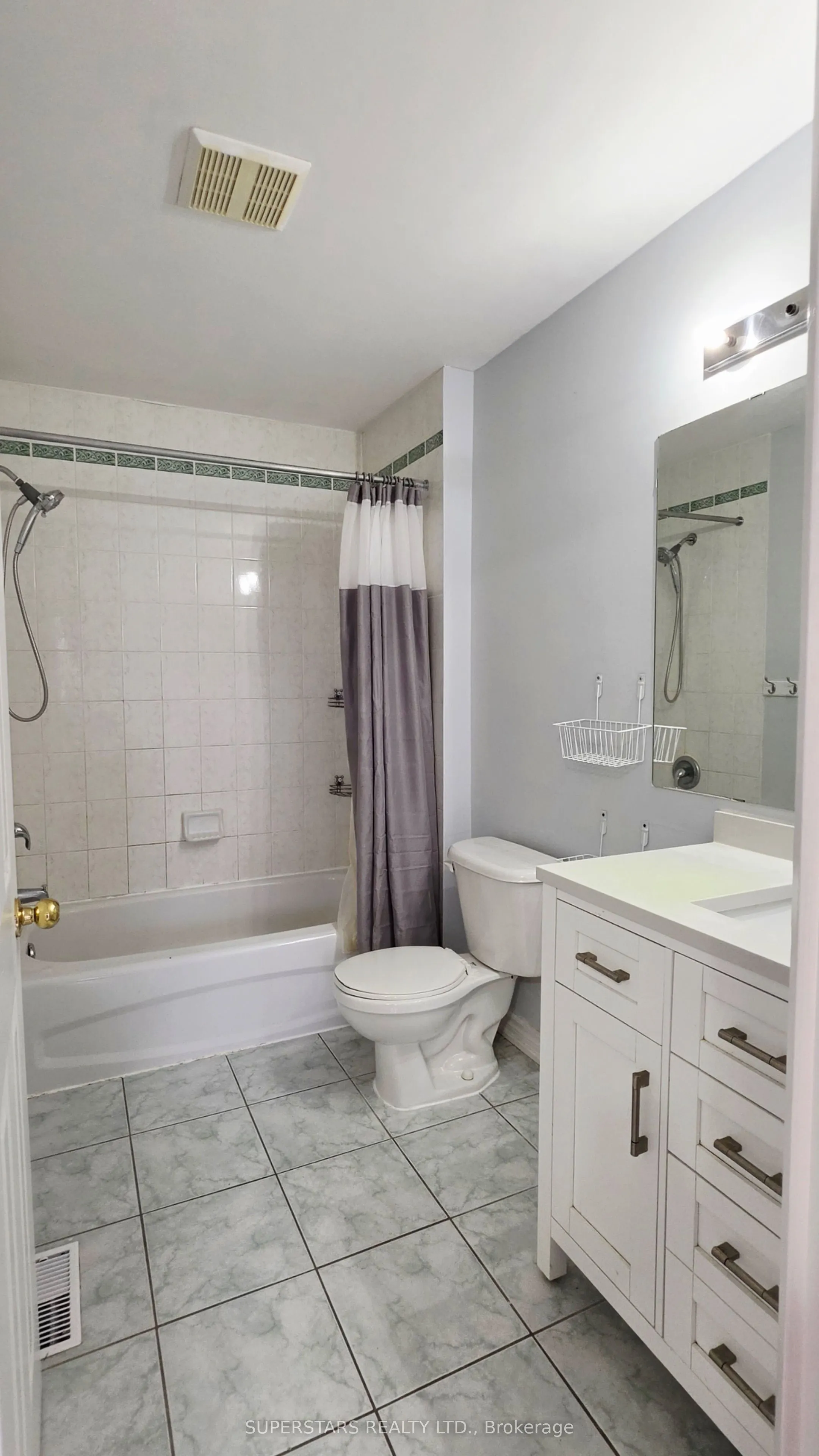 1200 Foxglove Place