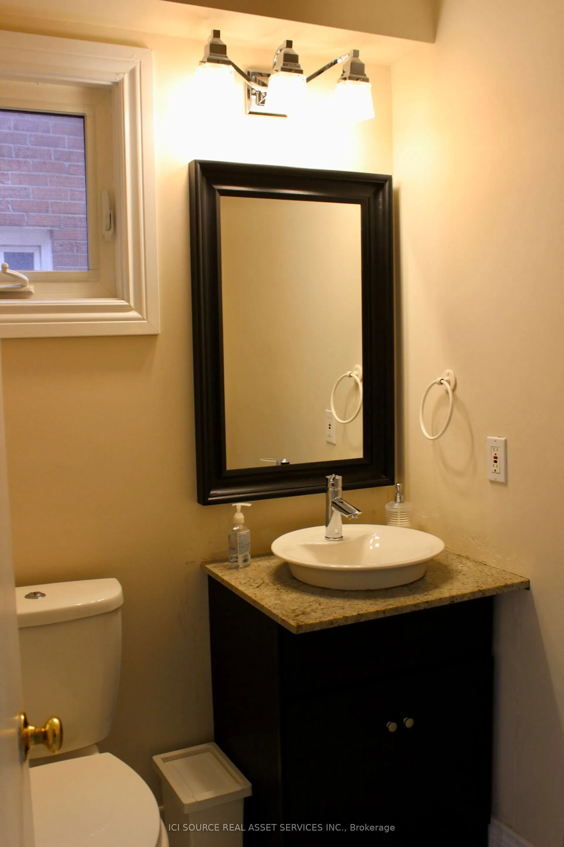 5164 Palomar Crescent #Upper