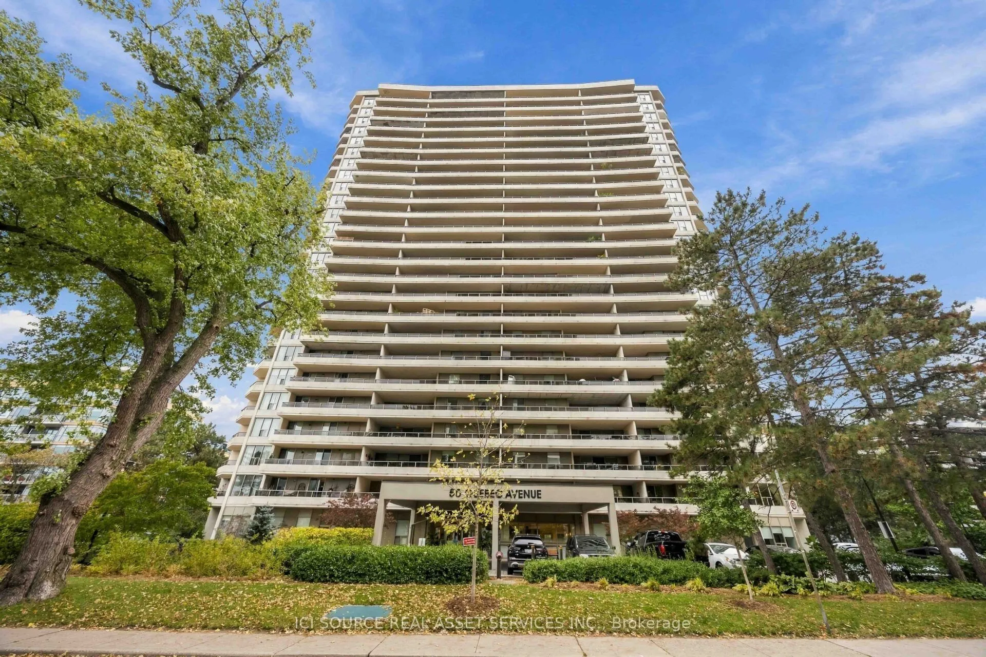 50 Quebec Avenue #1601