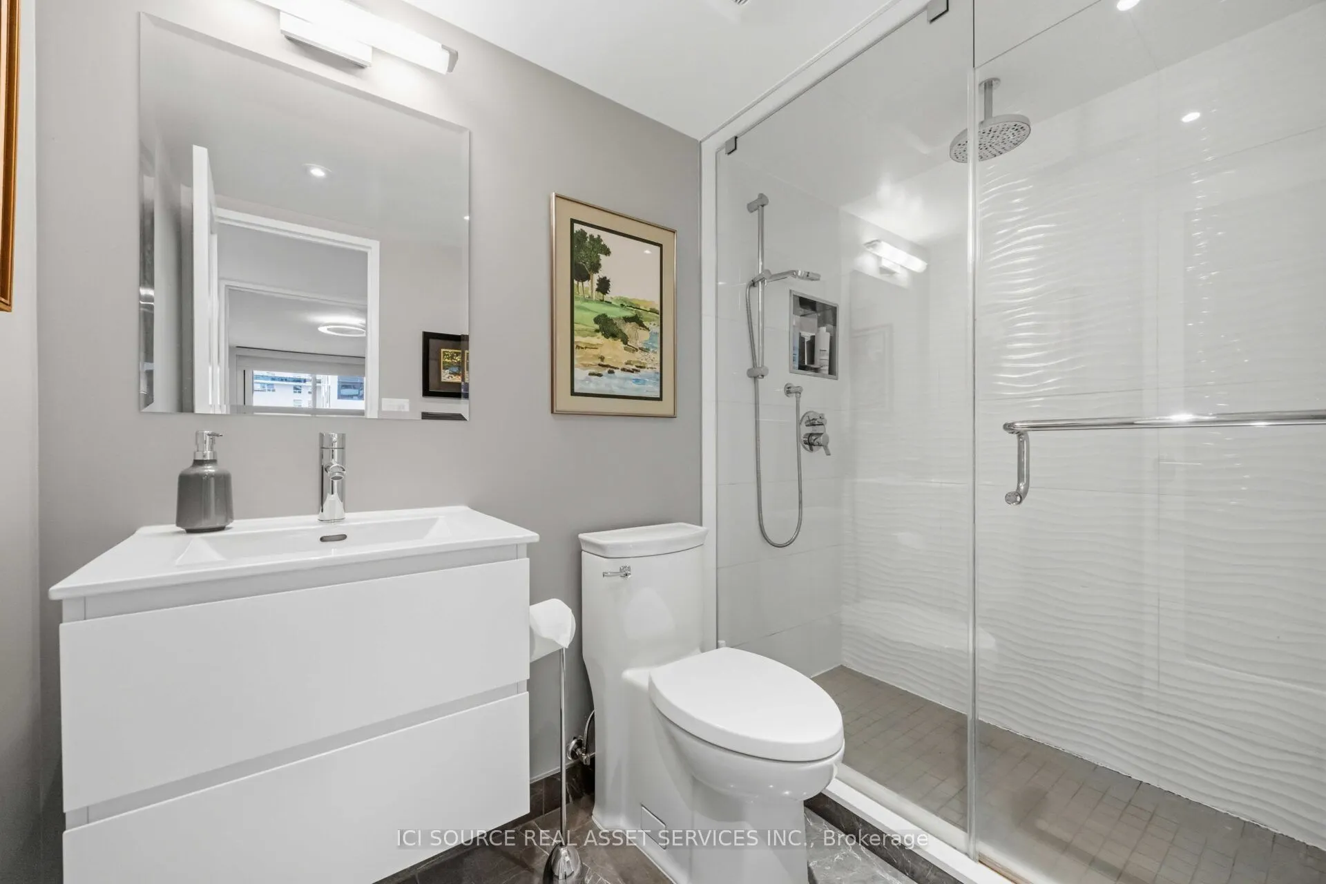 50 Quebec Avenue #1601