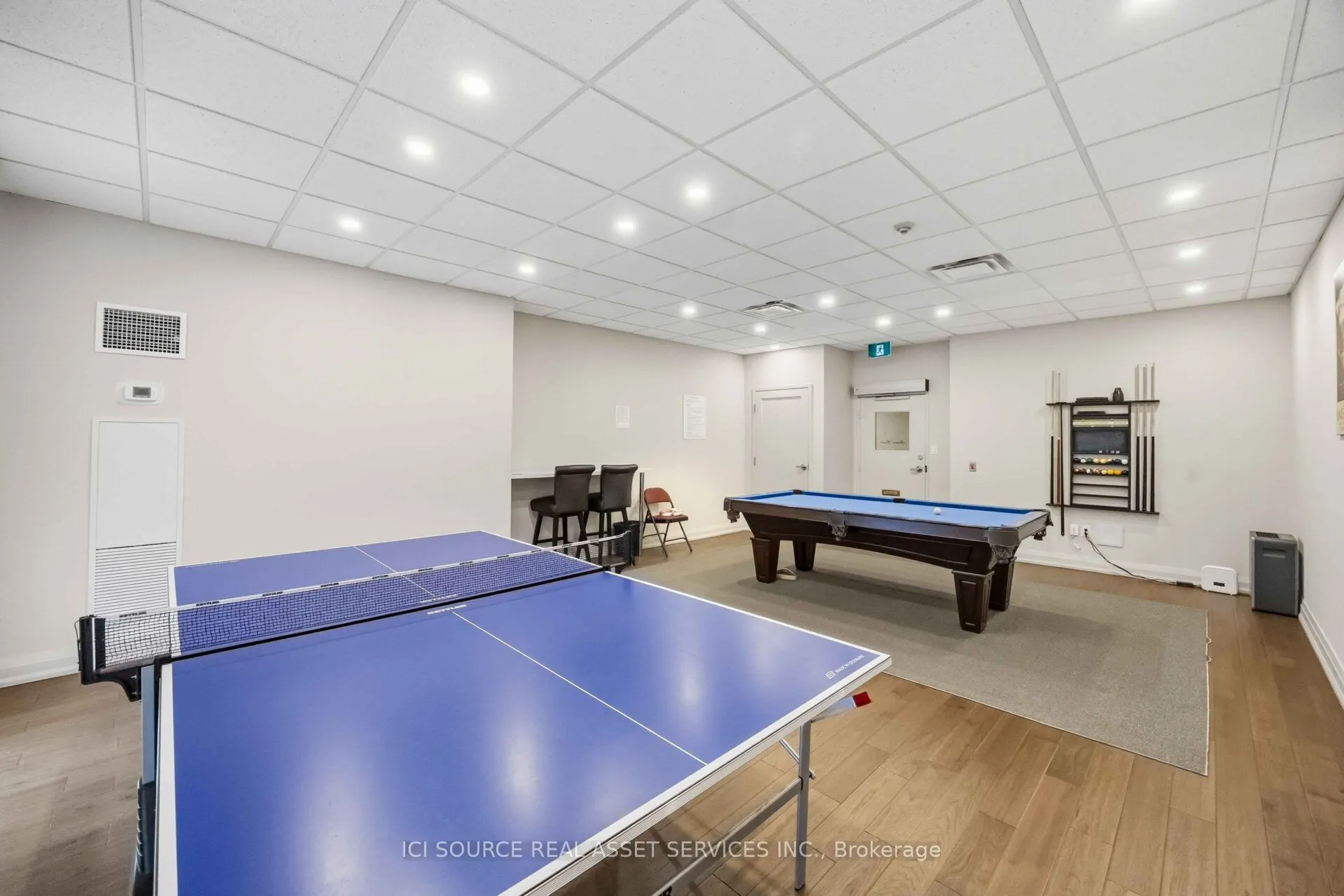 50 Quebec Avenue #1601
