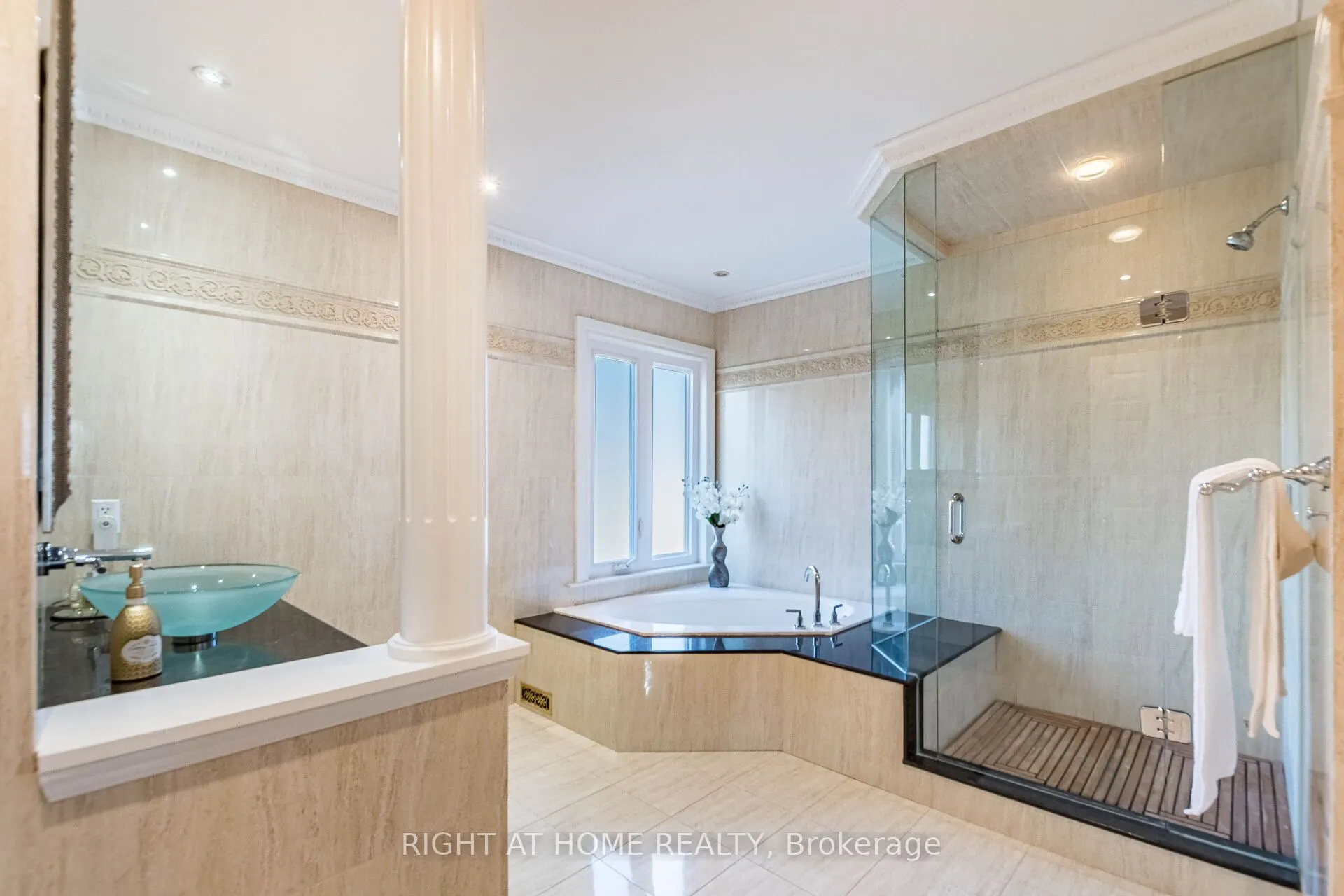 2029 Saint Andrew's Place