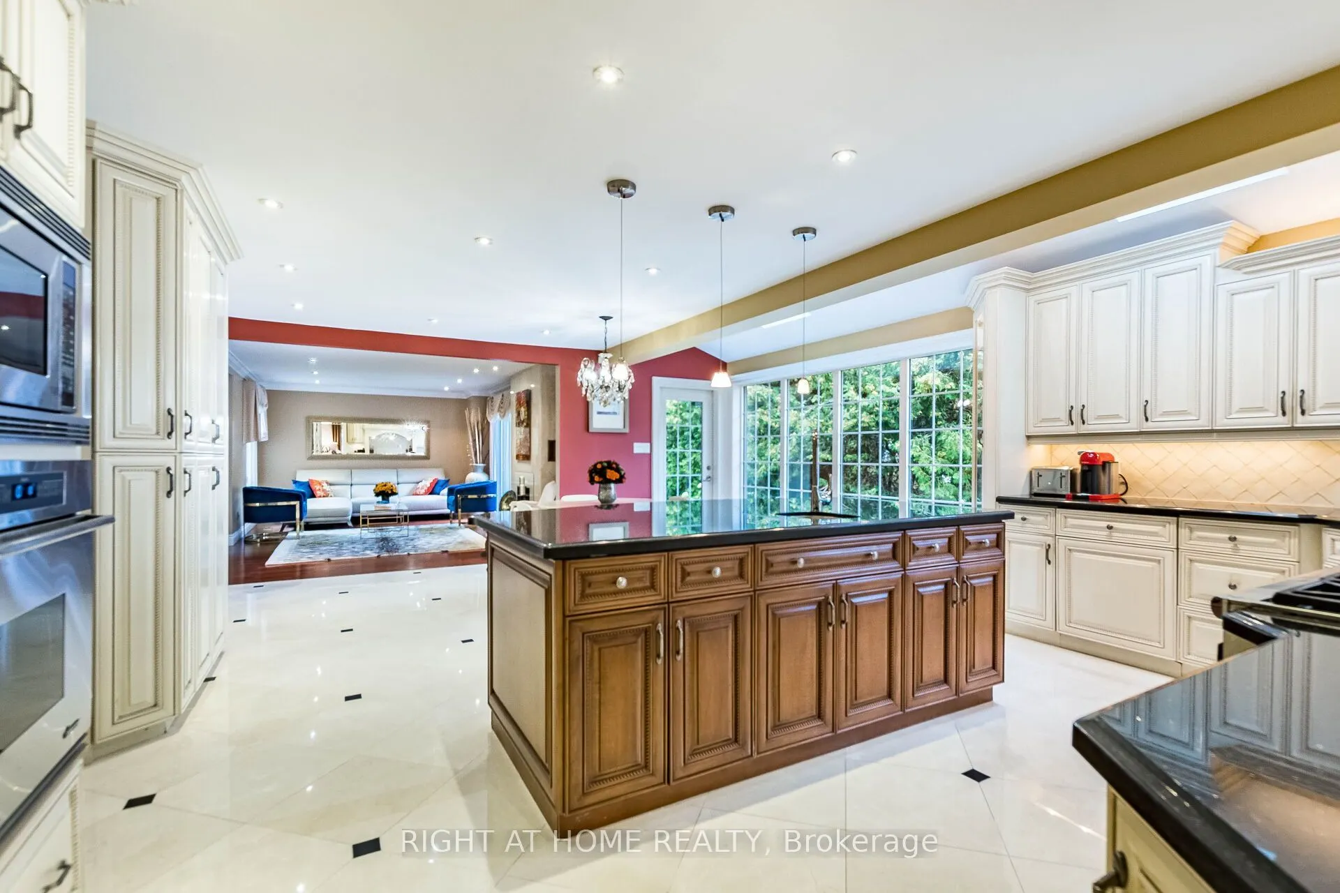 2029 Saint Andrew's Place