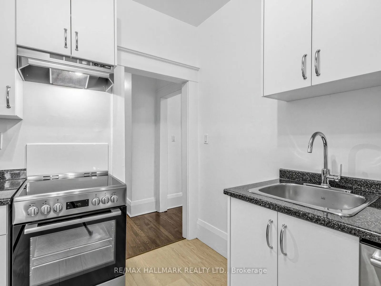 43 Highview Crescent #1
