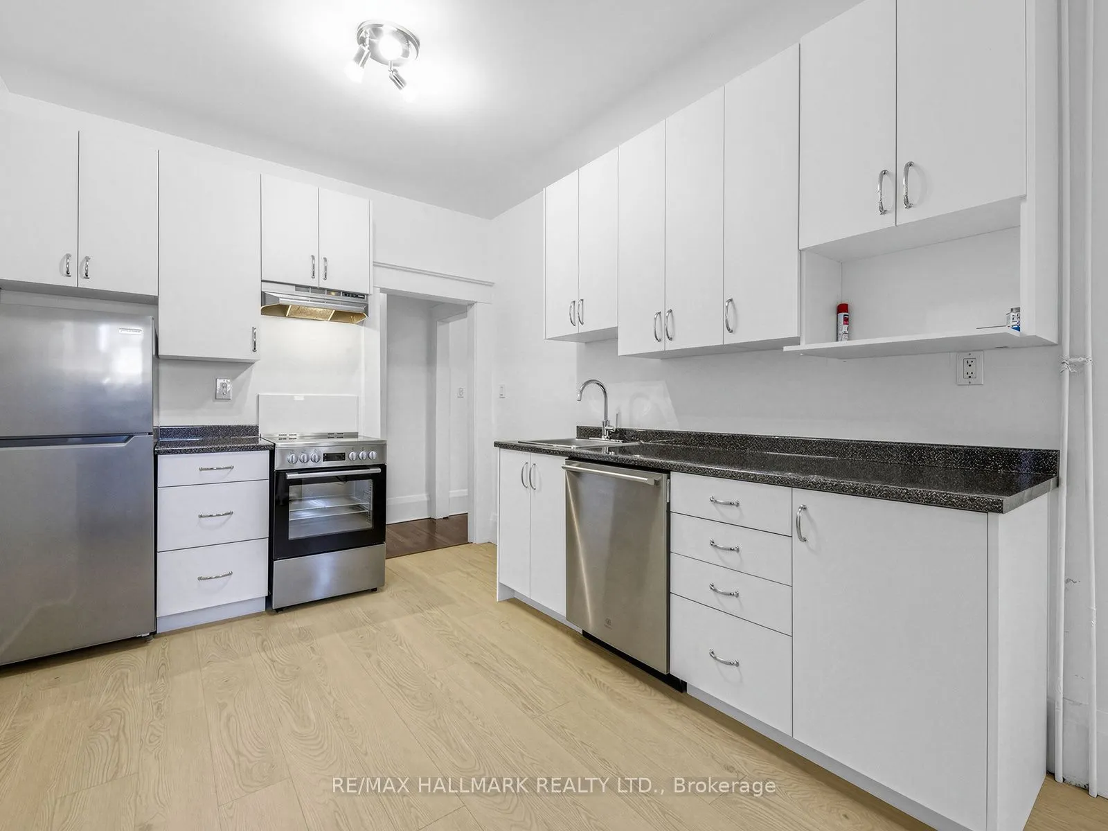 43 Highview Crescent #1