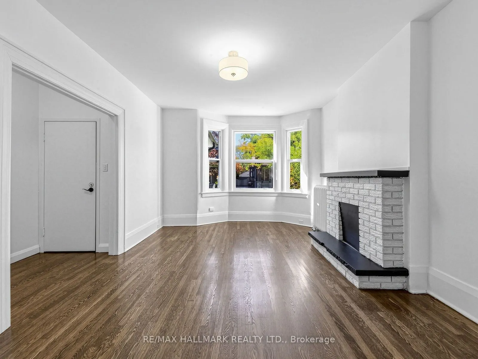 43 Highview Crescent #1