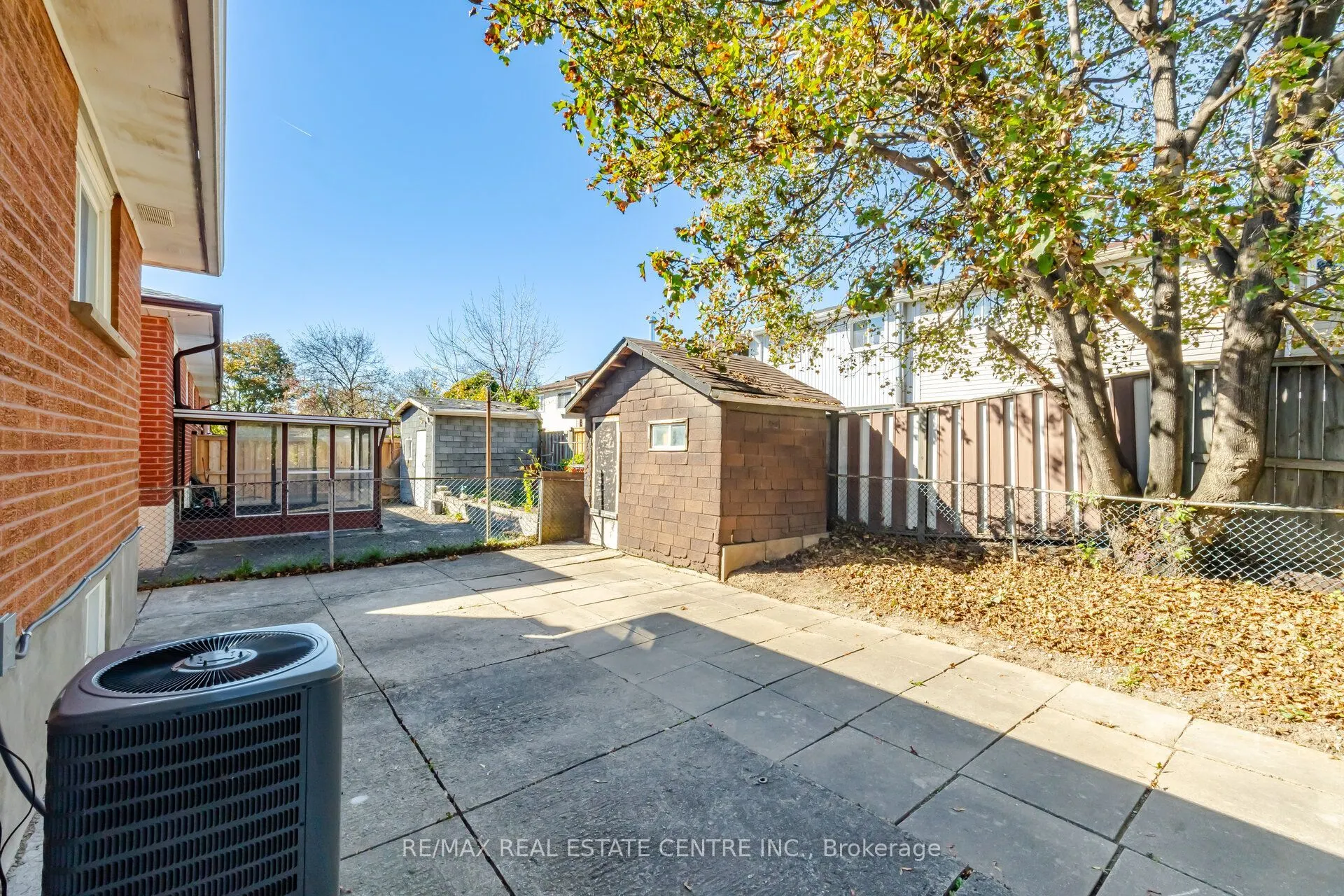 10 Major Oaks Drive