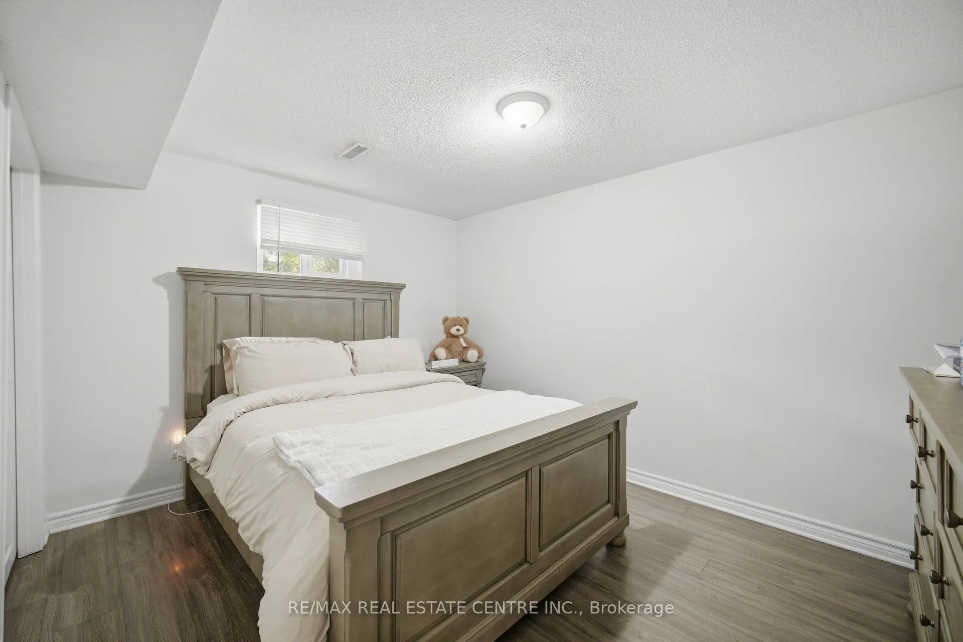 10 Major Oaks Drive