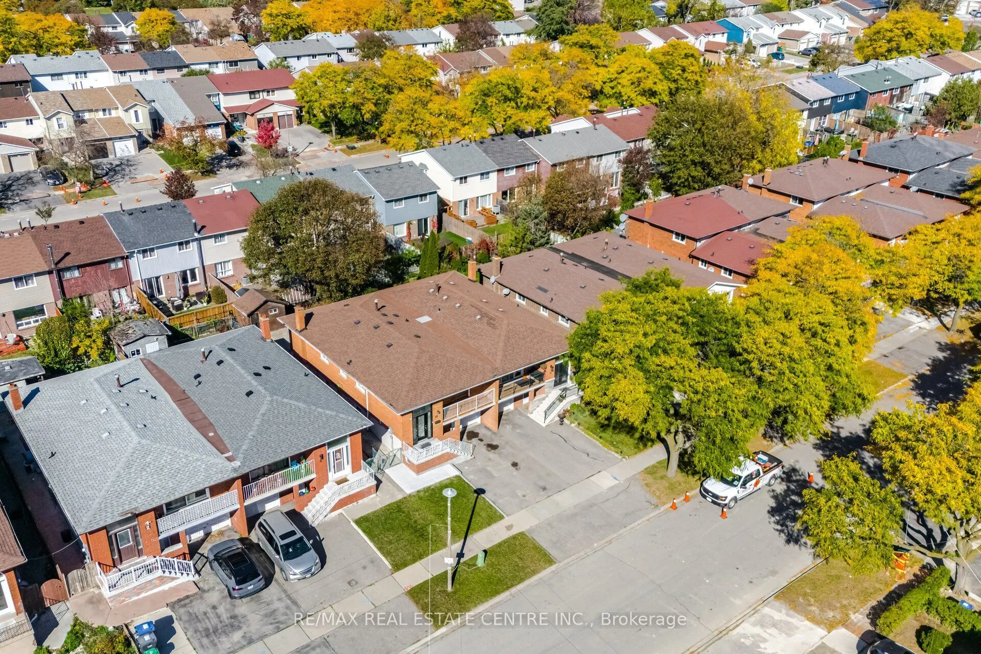 10 Major Oaks Drive
