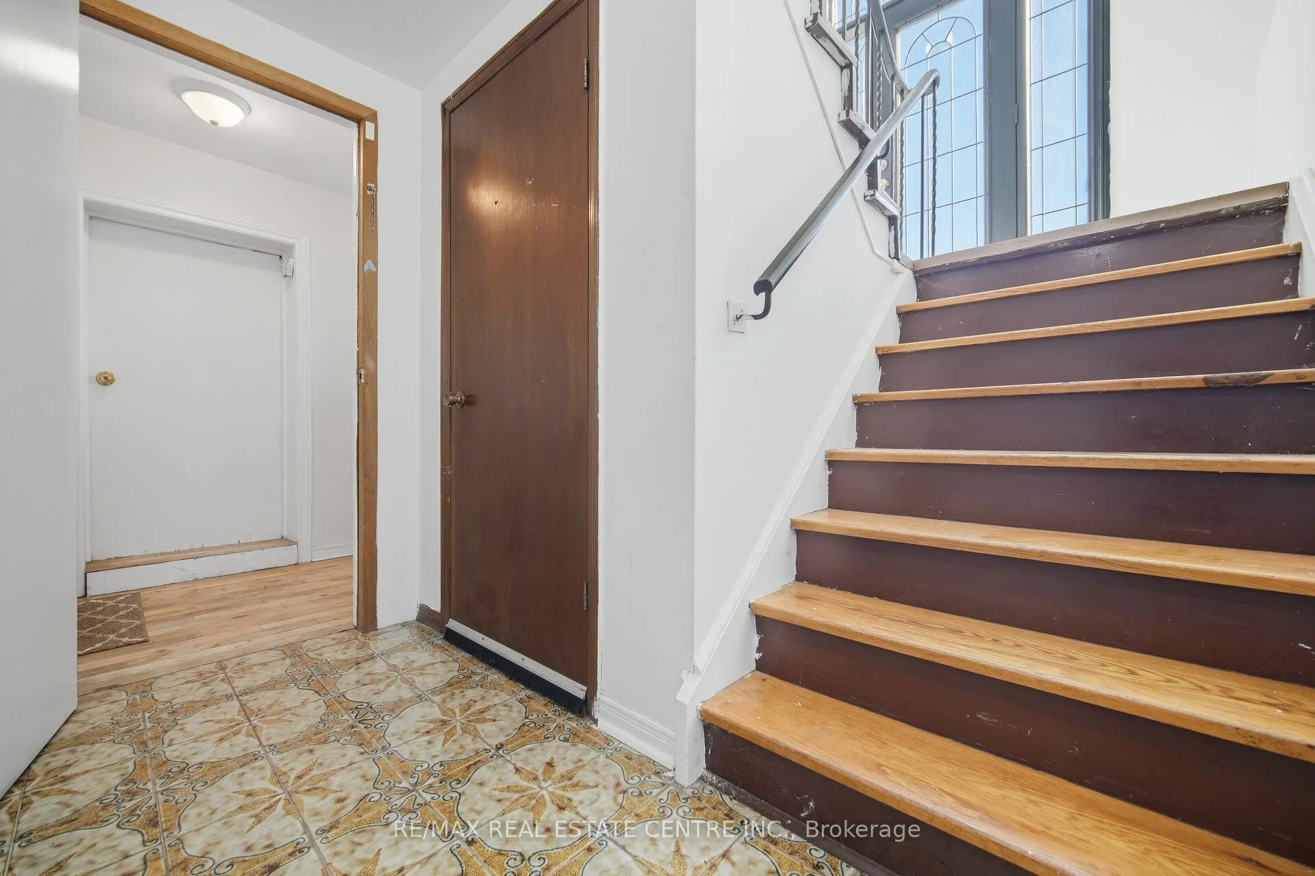 10 Major Oaks Drive
