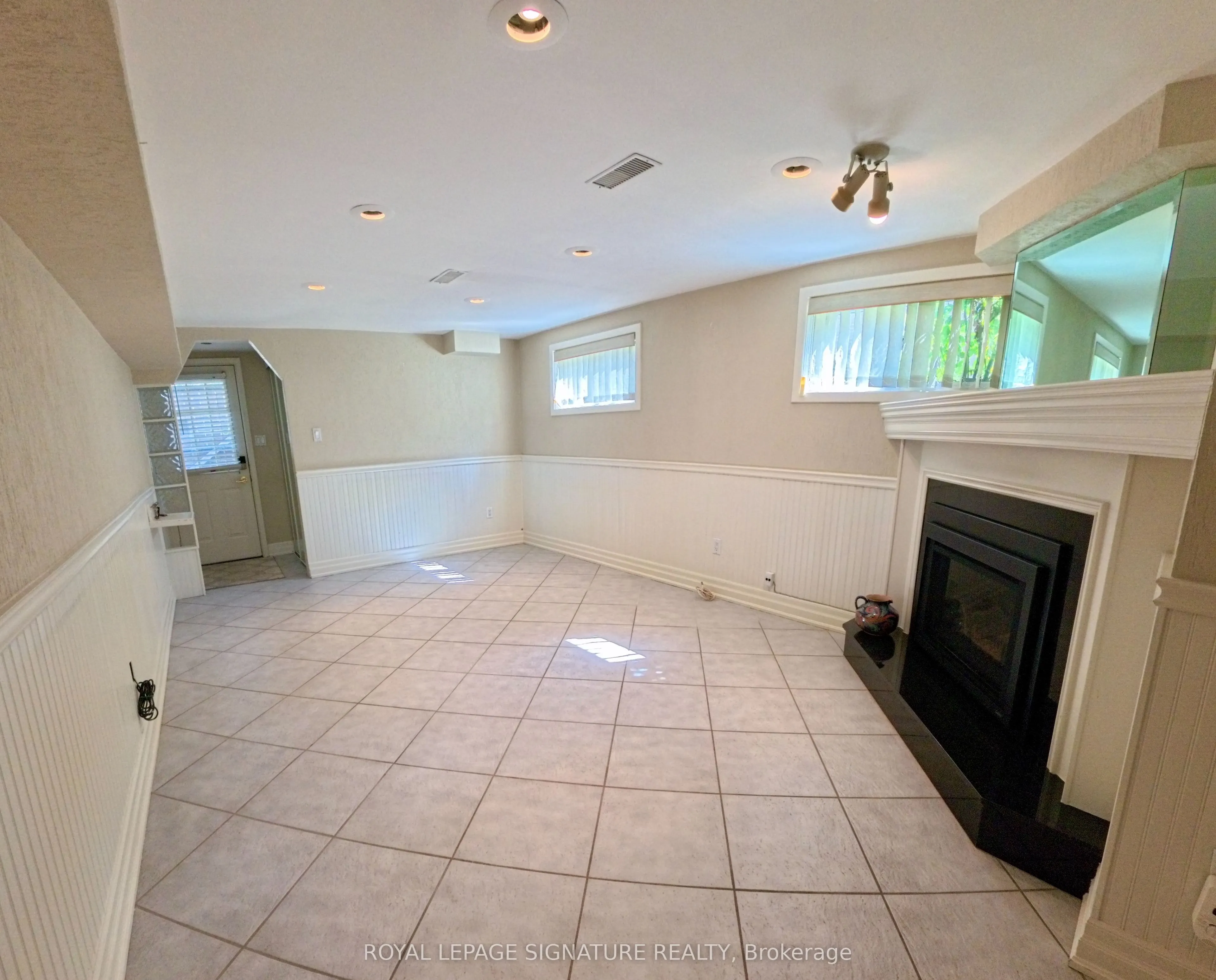 3612 Birchmeadow Crescent