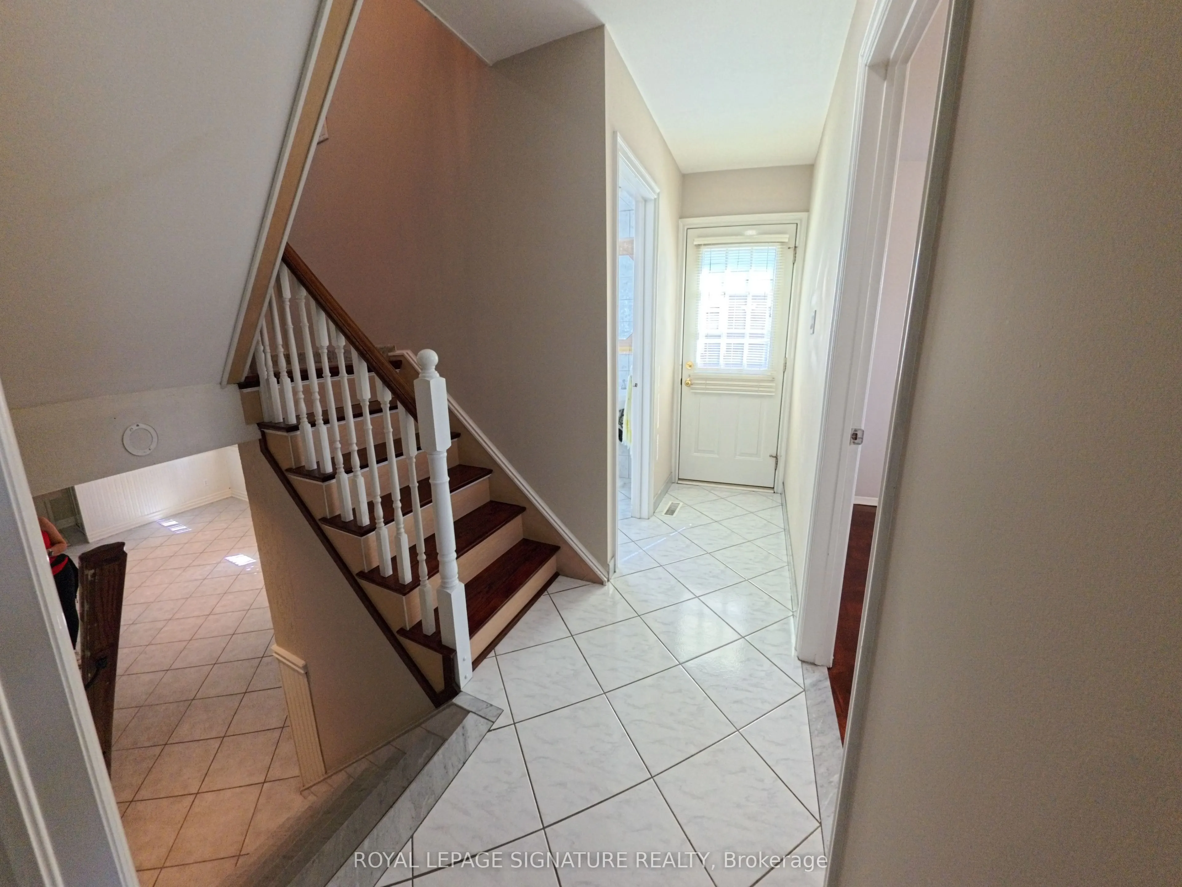 3612 Birchmeadow Crescent