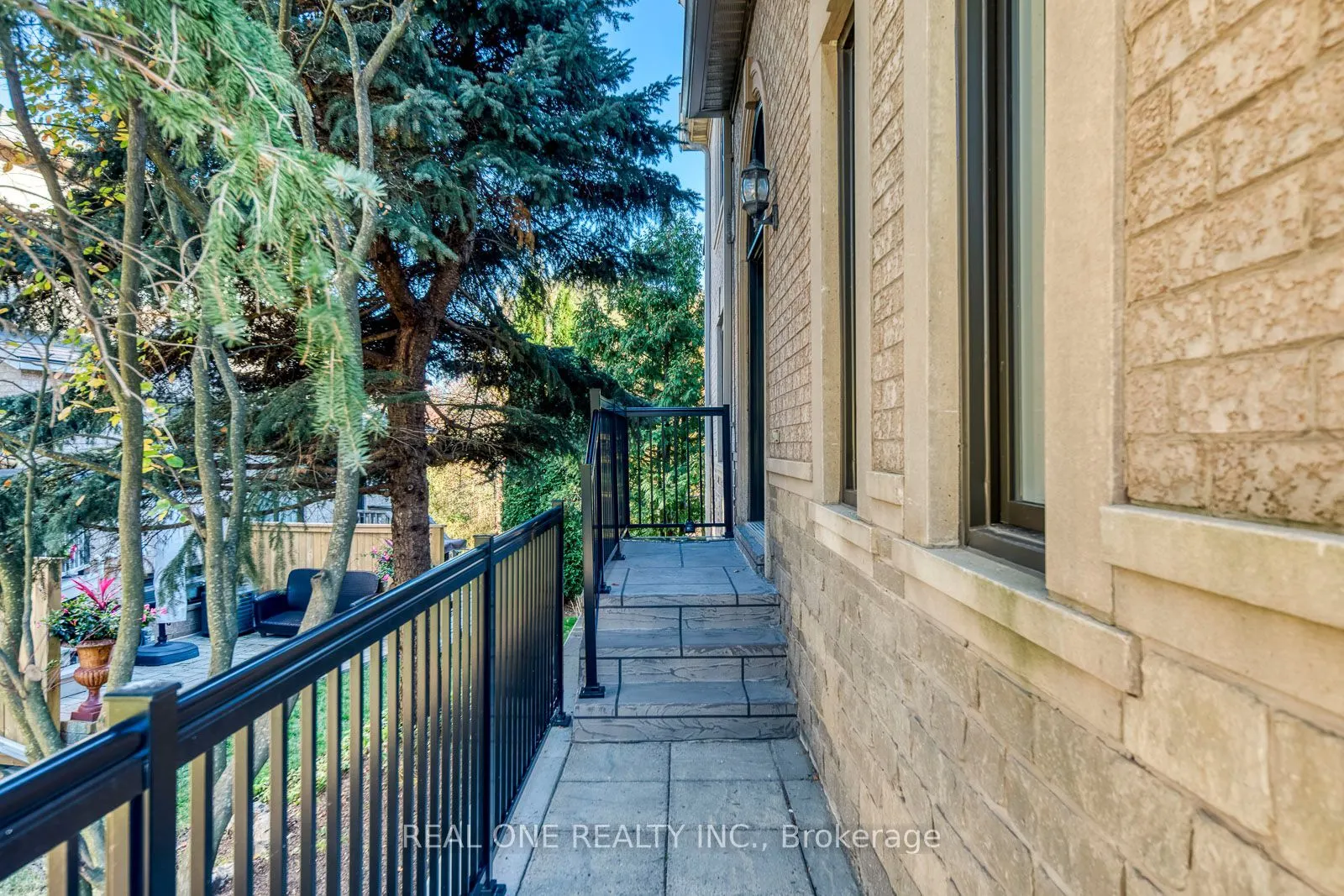 2250 Rockingham Drive #68