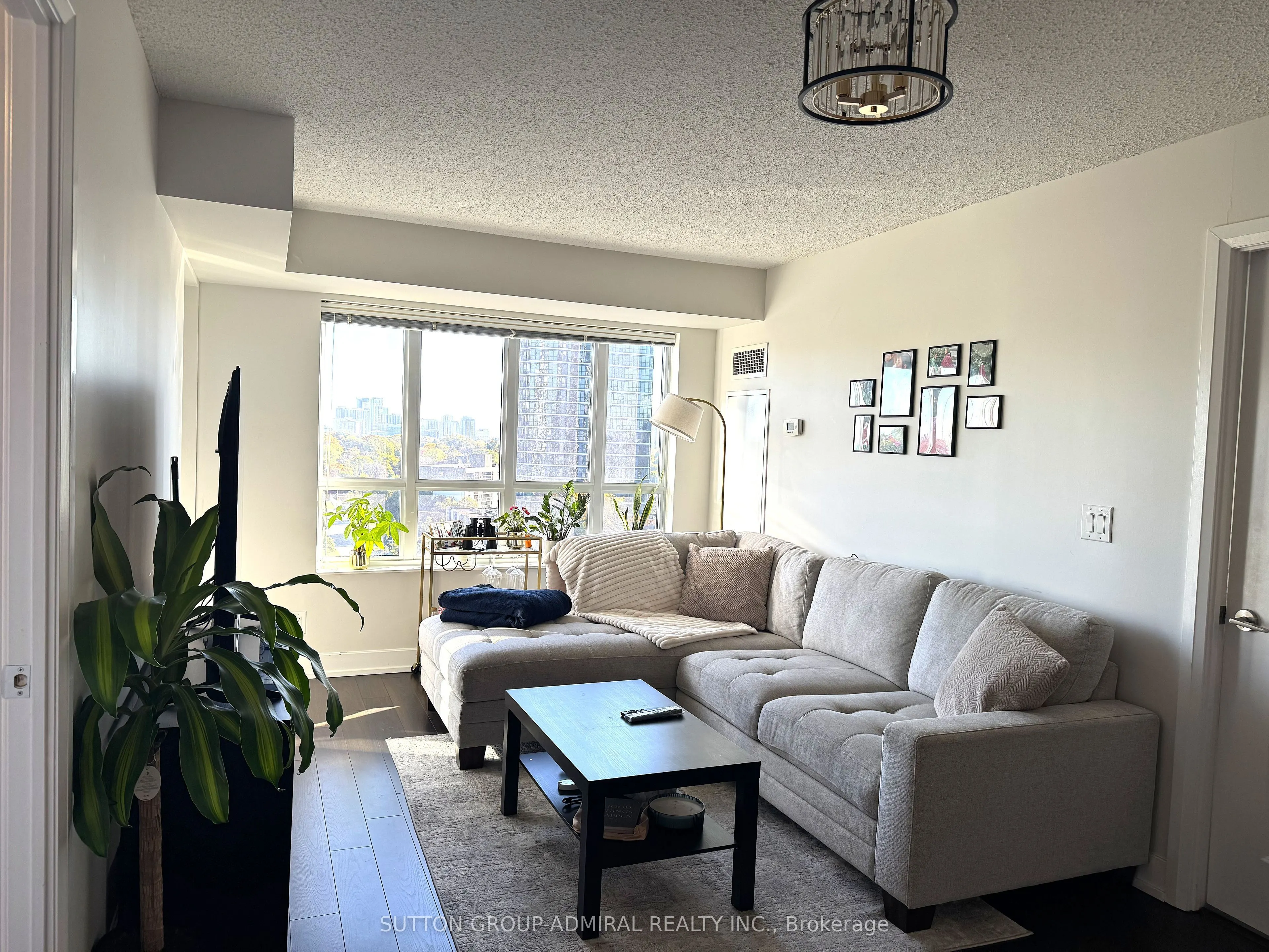 2 Eva Road E #1026