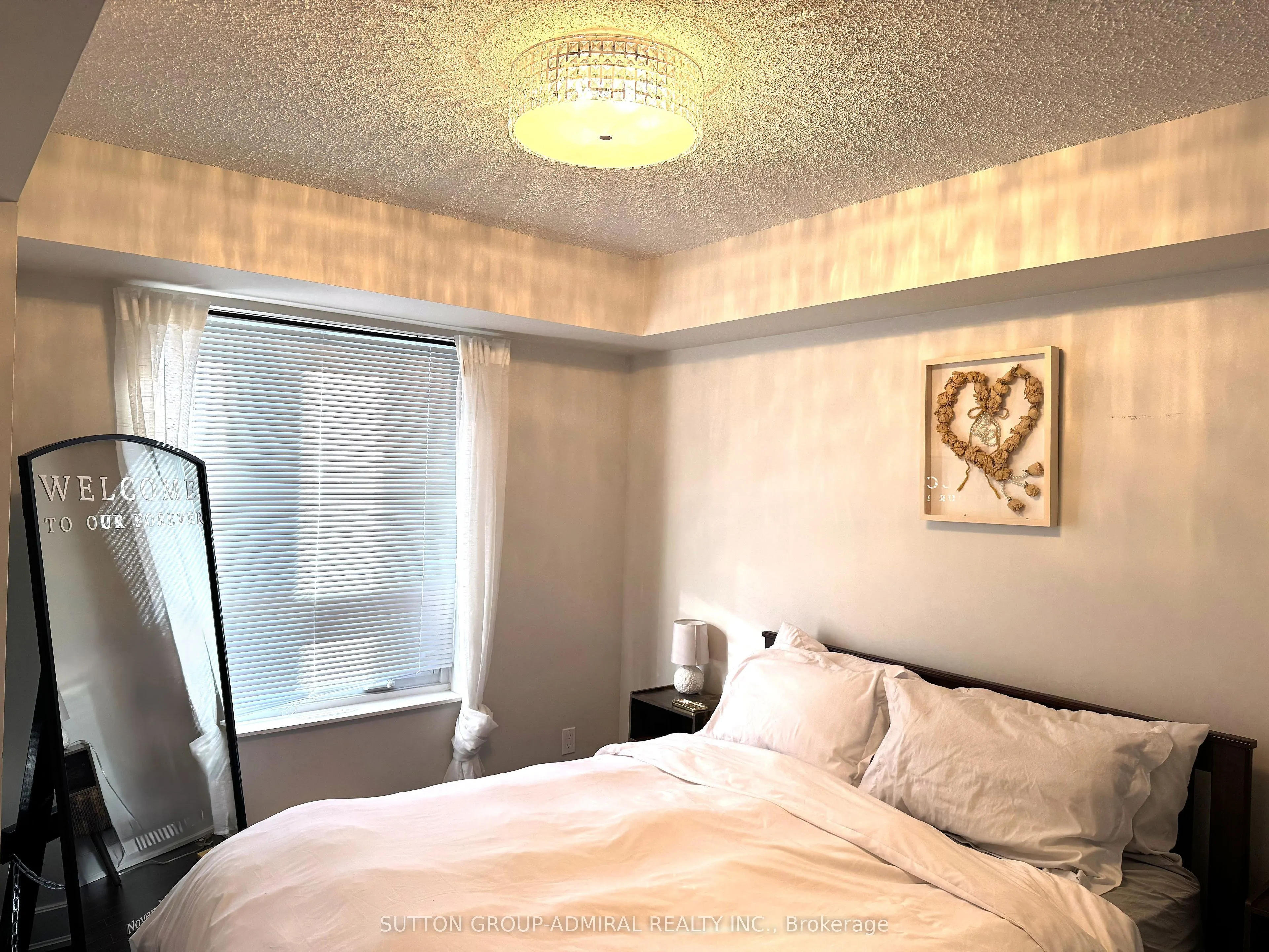 2 Eva Road E #1026